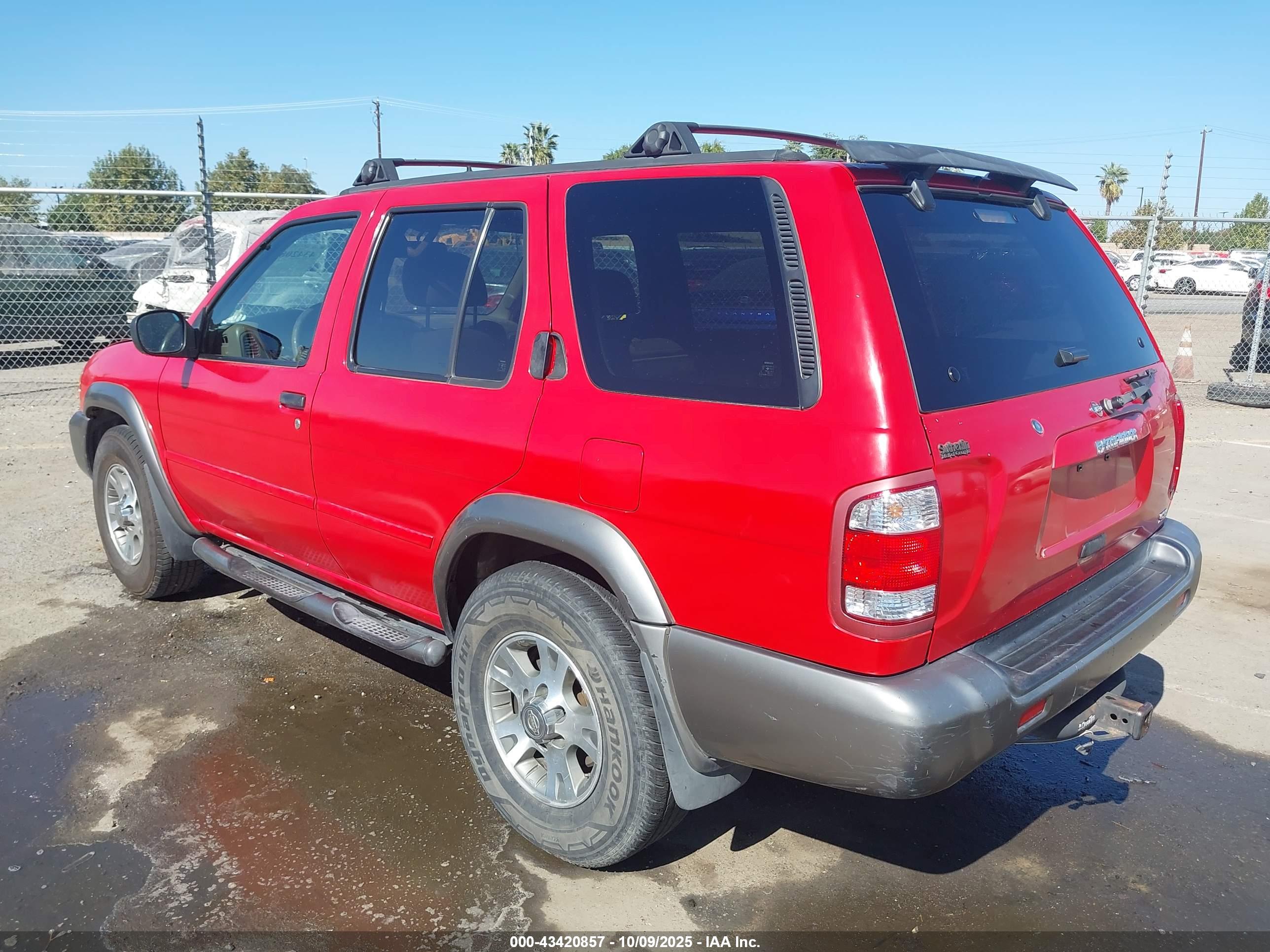 NISSAN PATHFINDER image 3