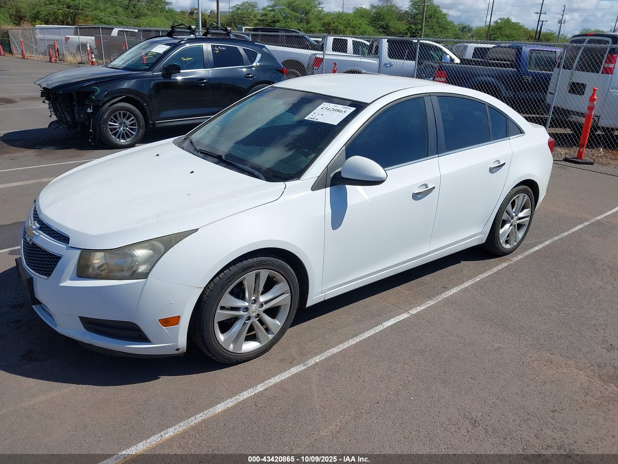 CHEVROLET CRUZE image 2