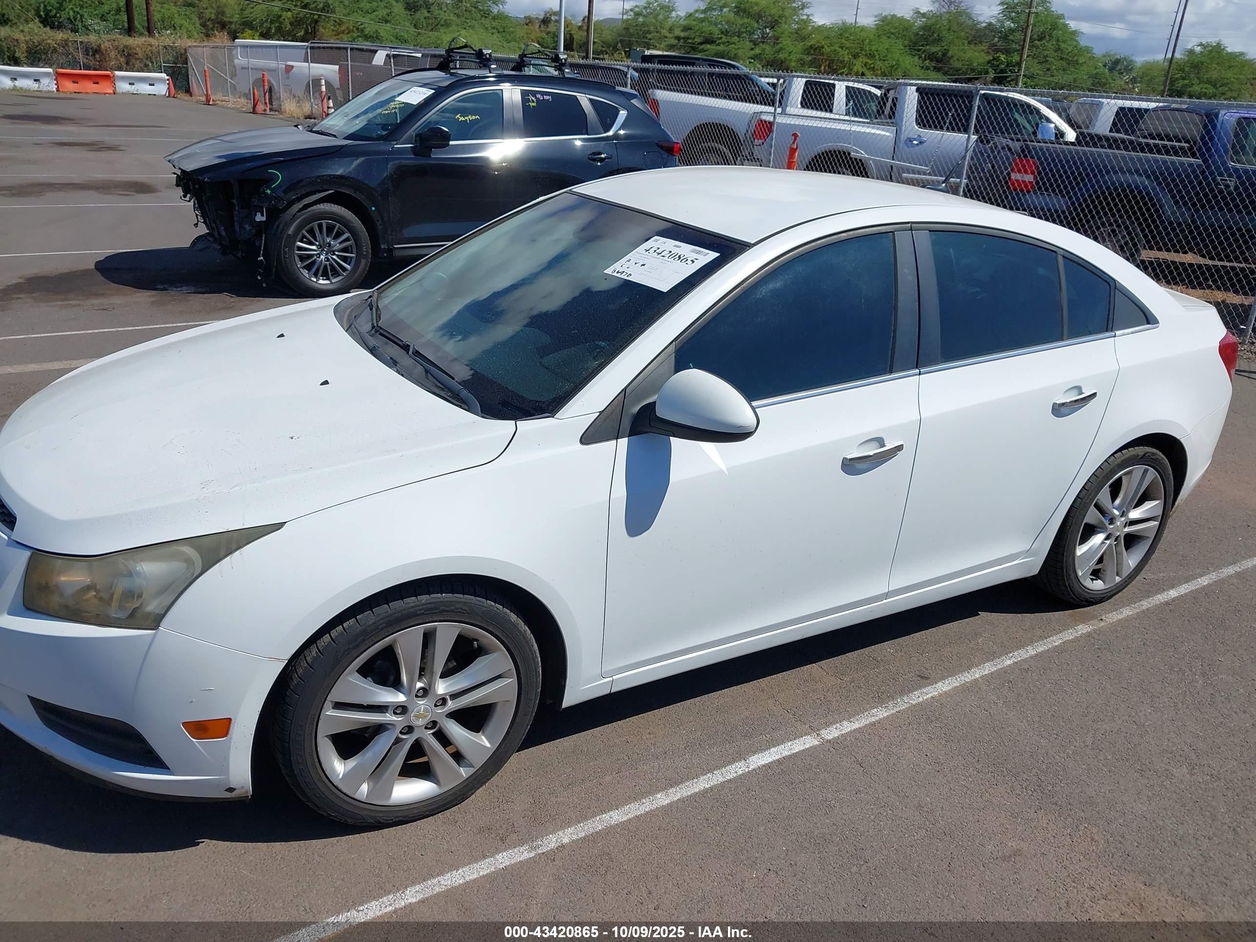 CHEVROLET CRUZE image 6