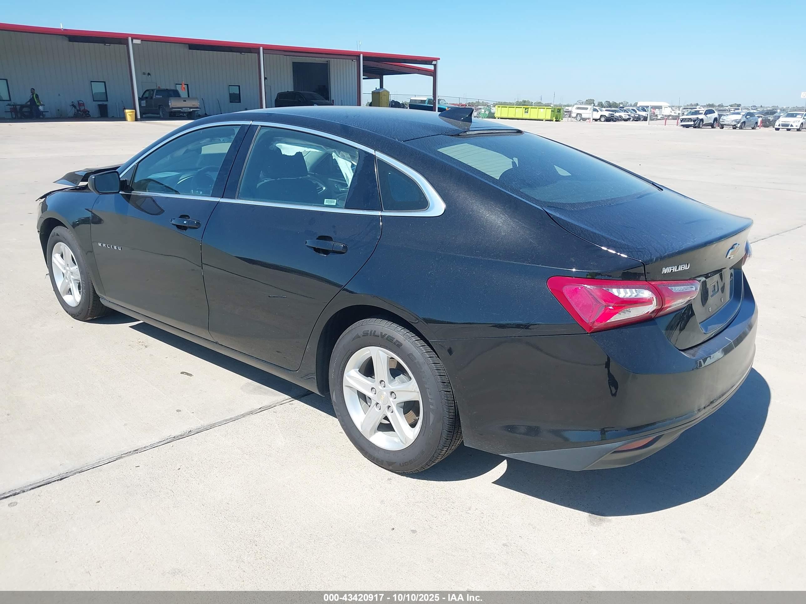 CHEVROLET MALIBU image 3