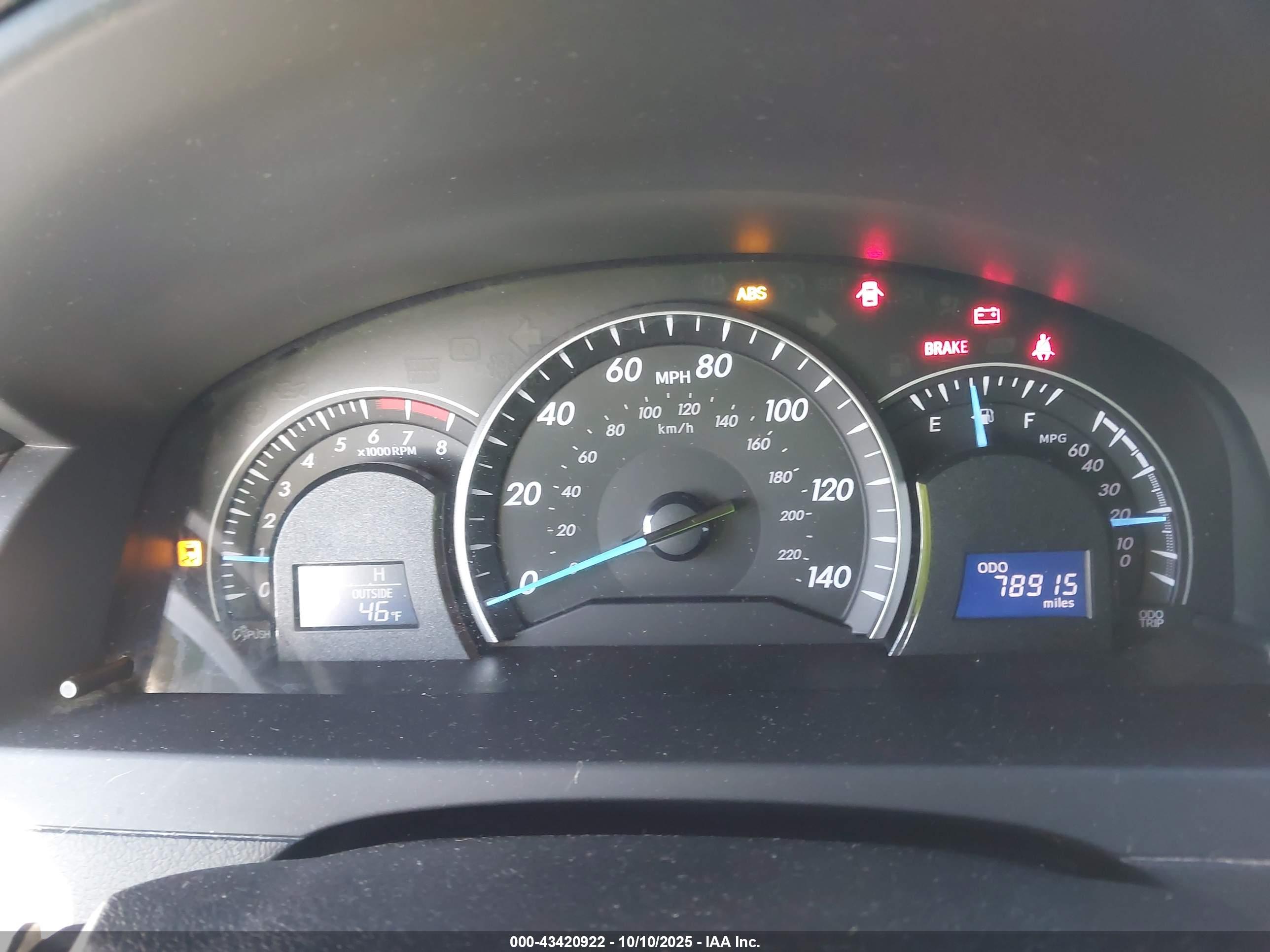 TOYOTA CAMRY image 7