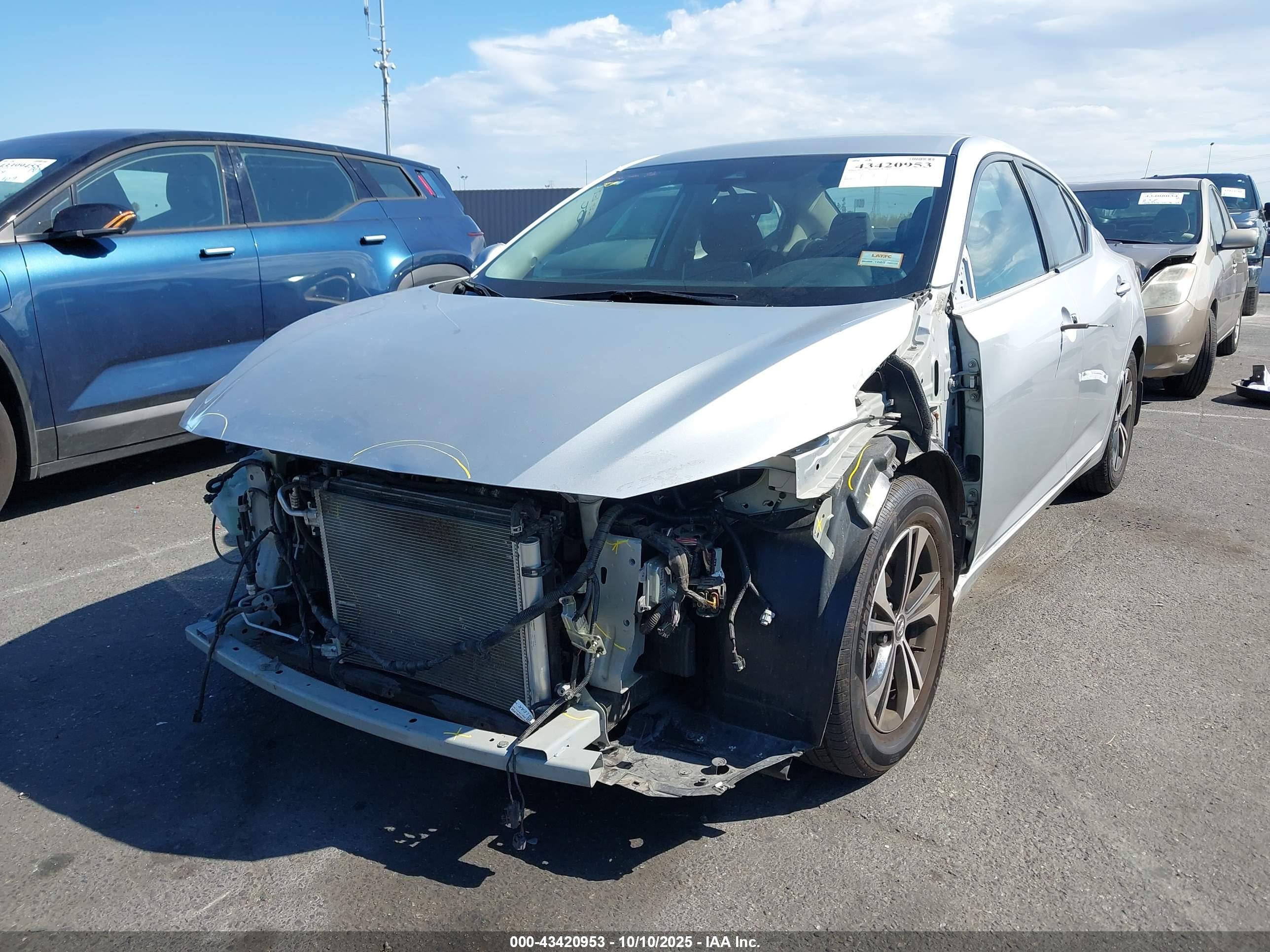 NISSAN SENTRA image 2