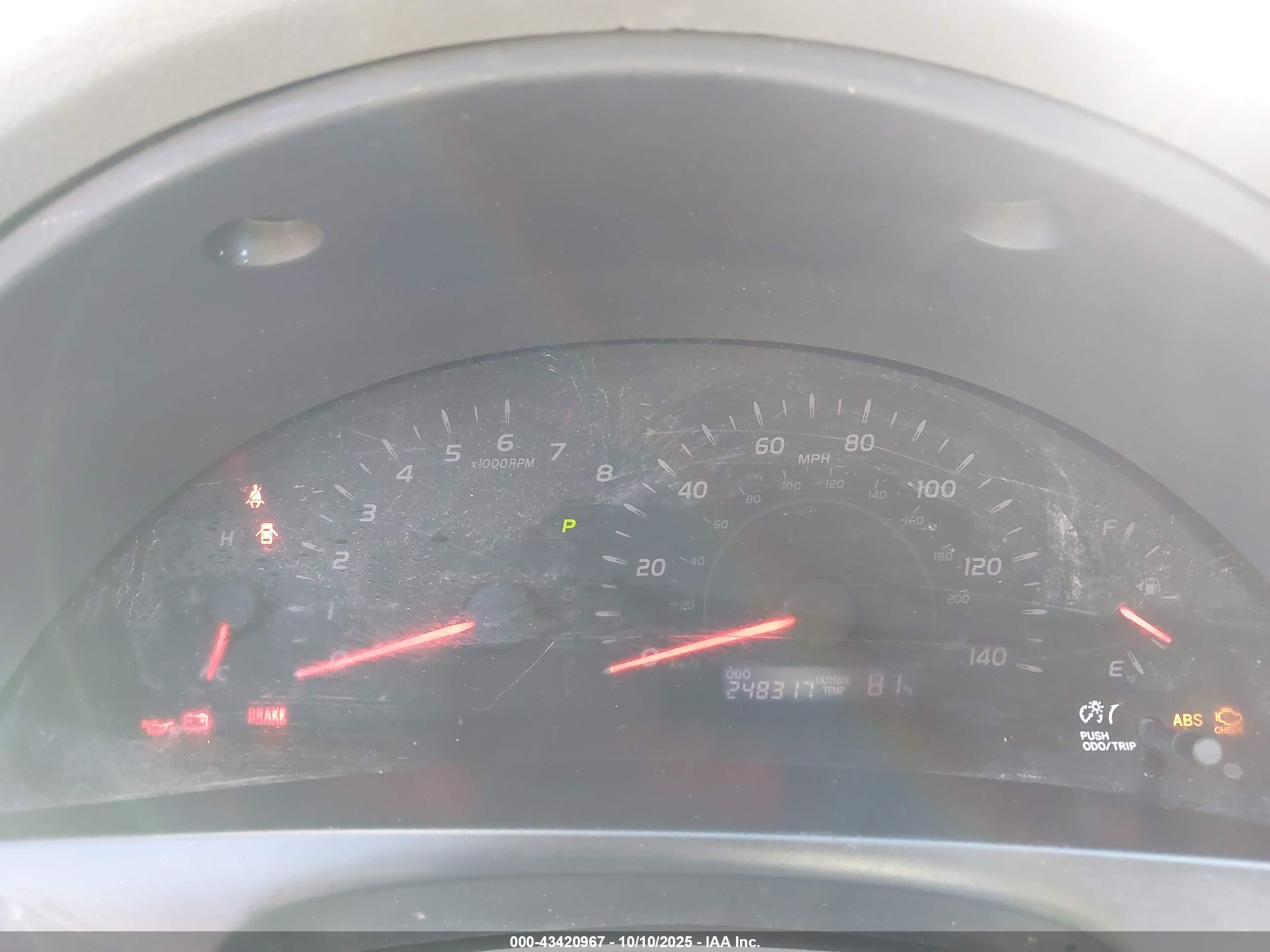 TOYOTA CAMRY image 7