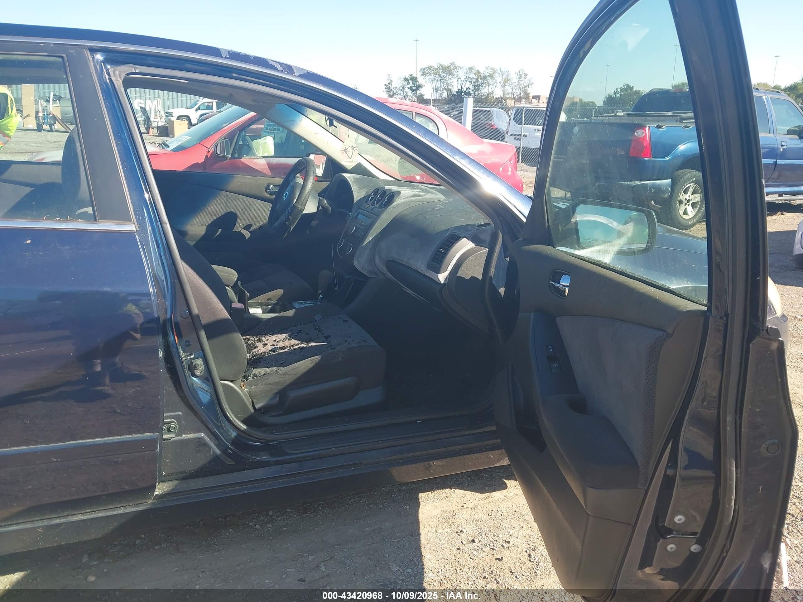 NISSAN ALTIMA image 5