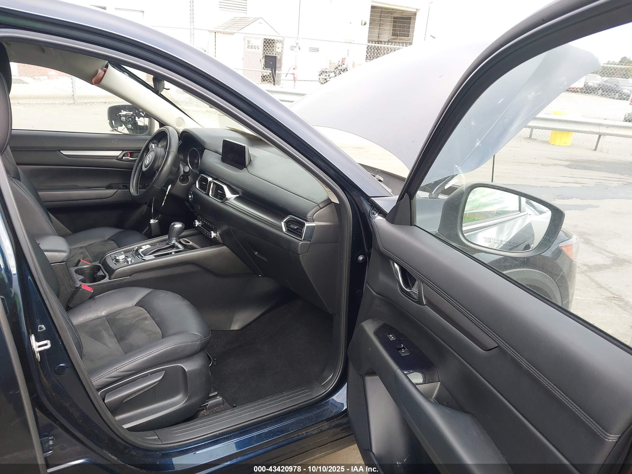 MAZDA CX-5 image 5
