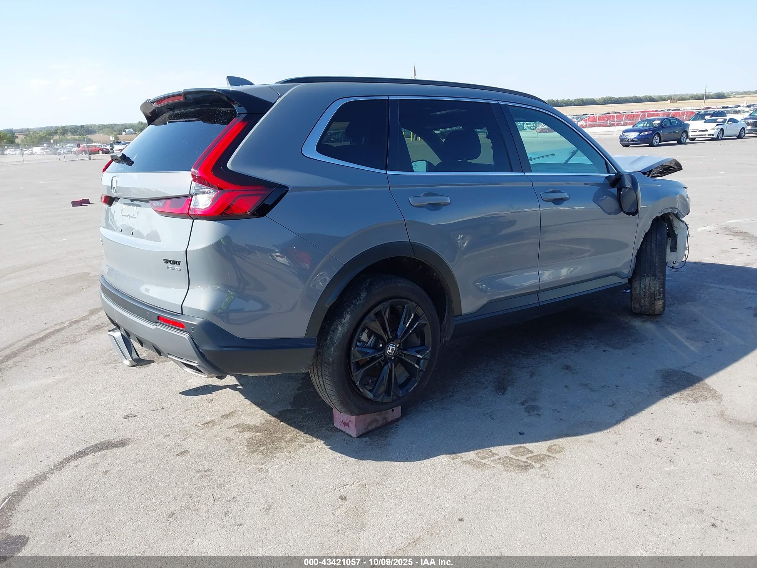 HONDA CR-V image 4