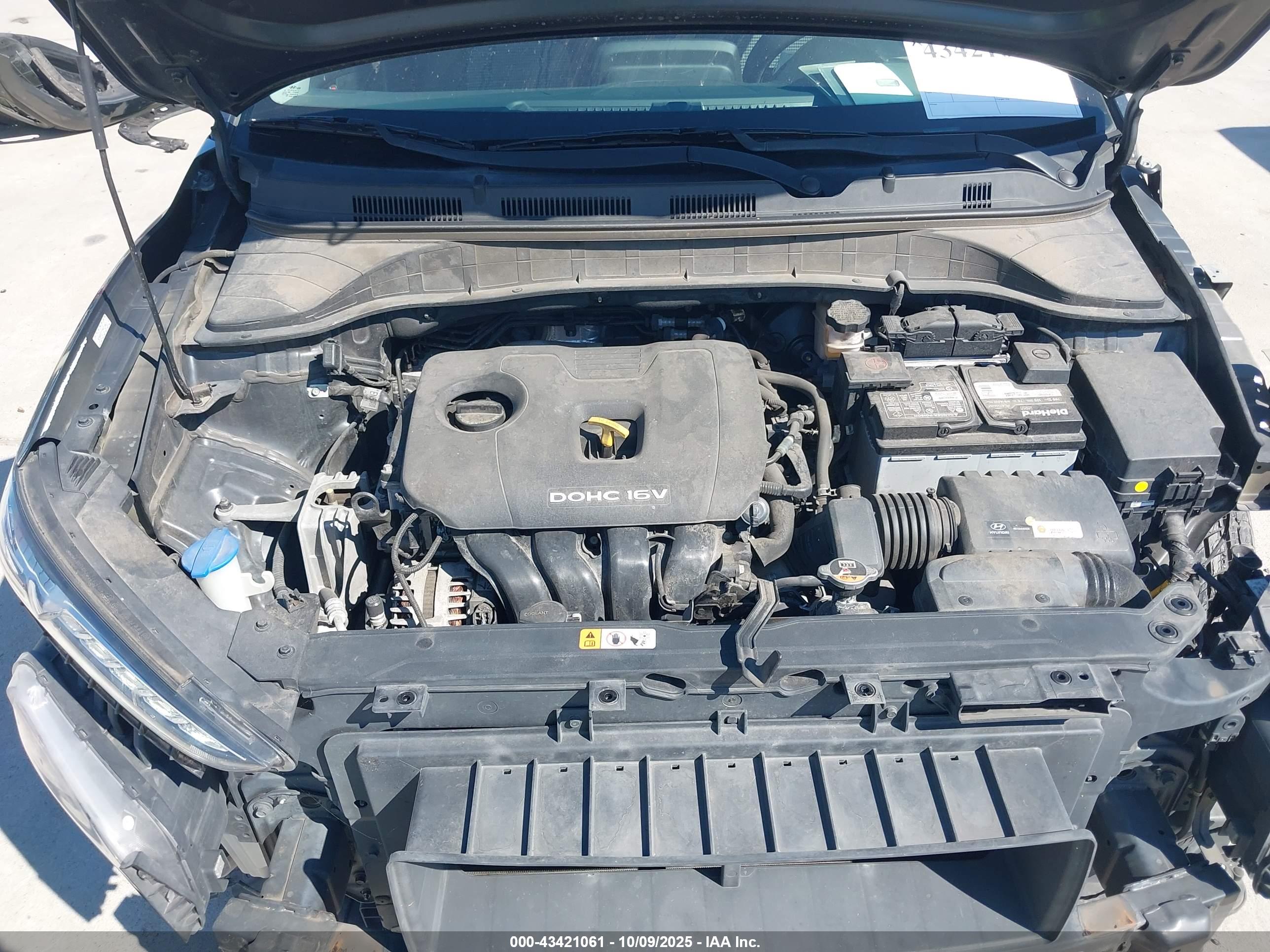 HYUNDAI KONA image 10