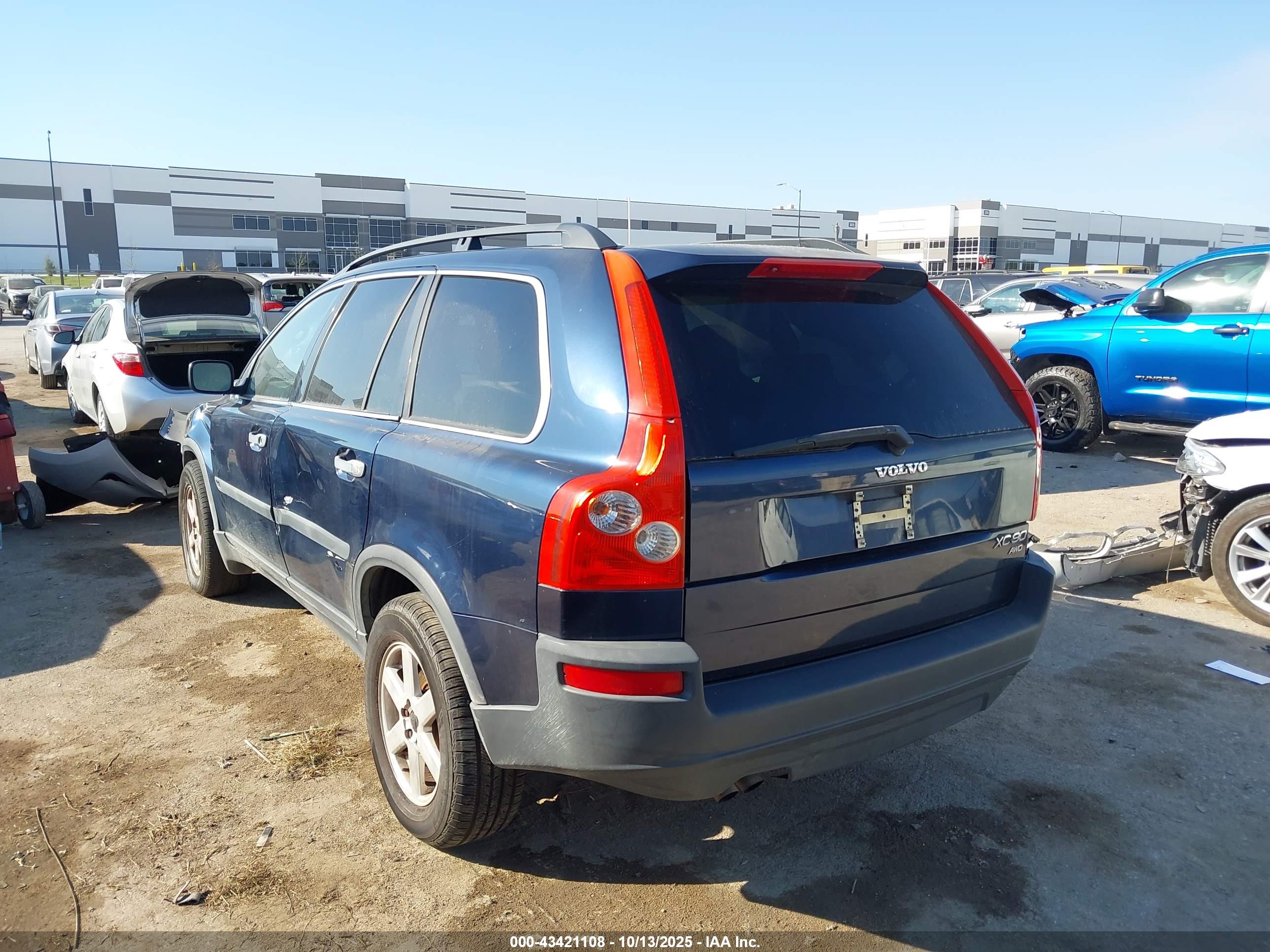 VOLVO XC90 image 3