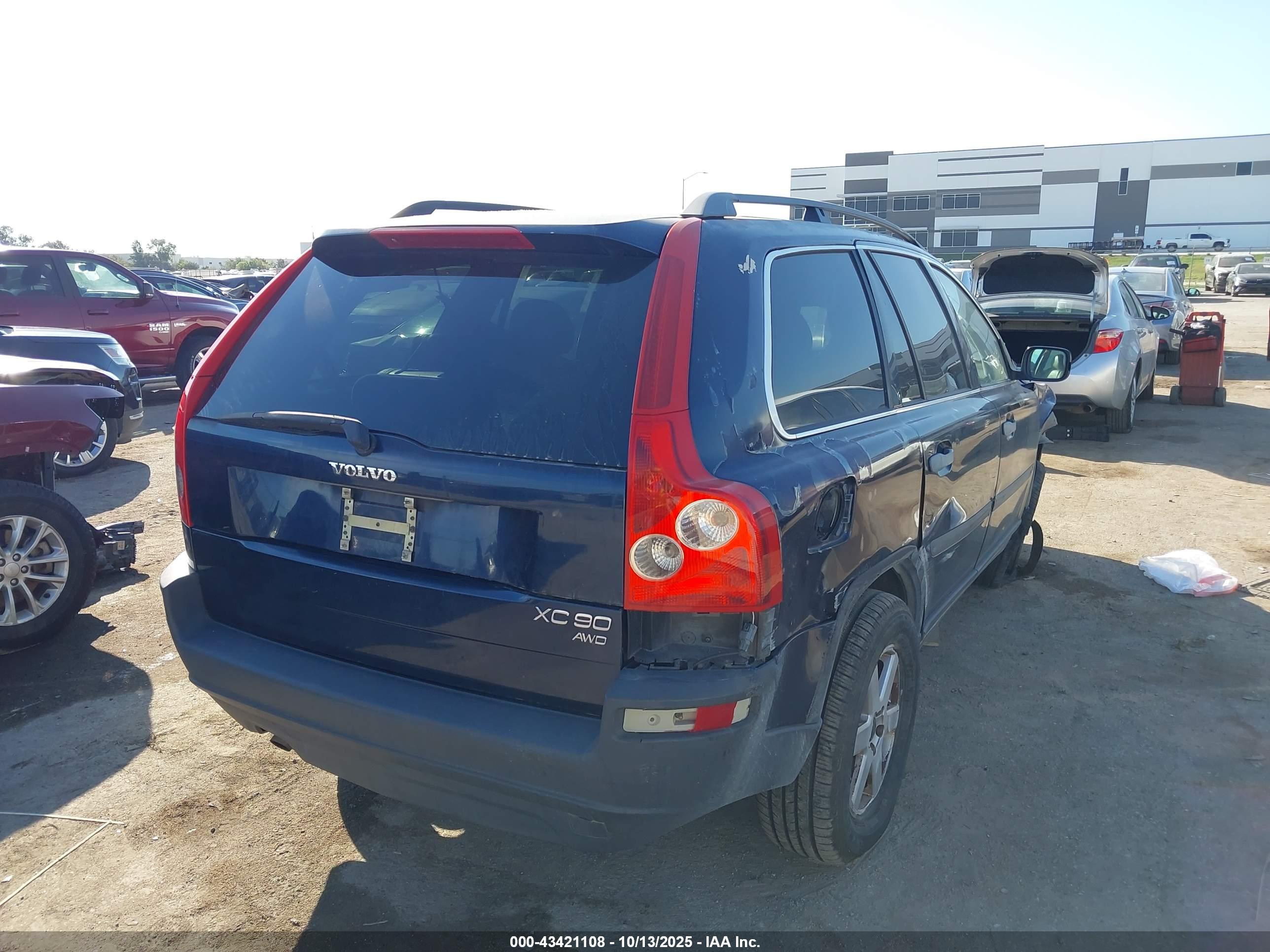 VOLVO XC90 image 4