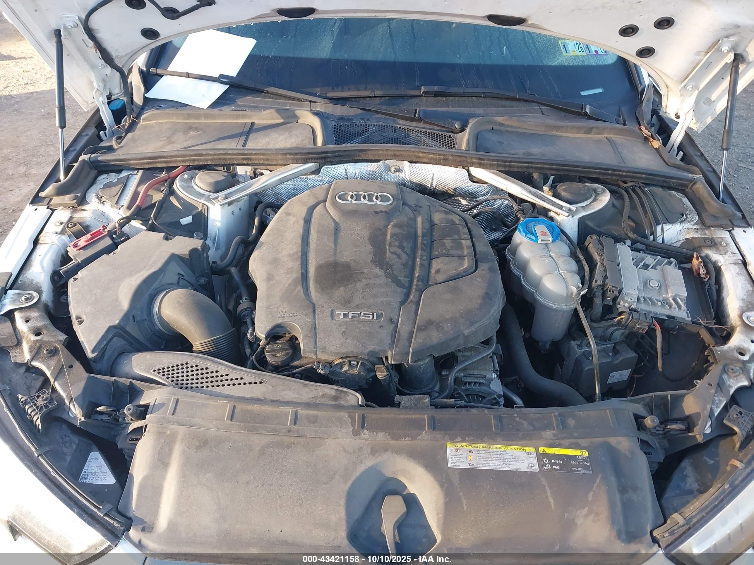 AUDI A4 image 10