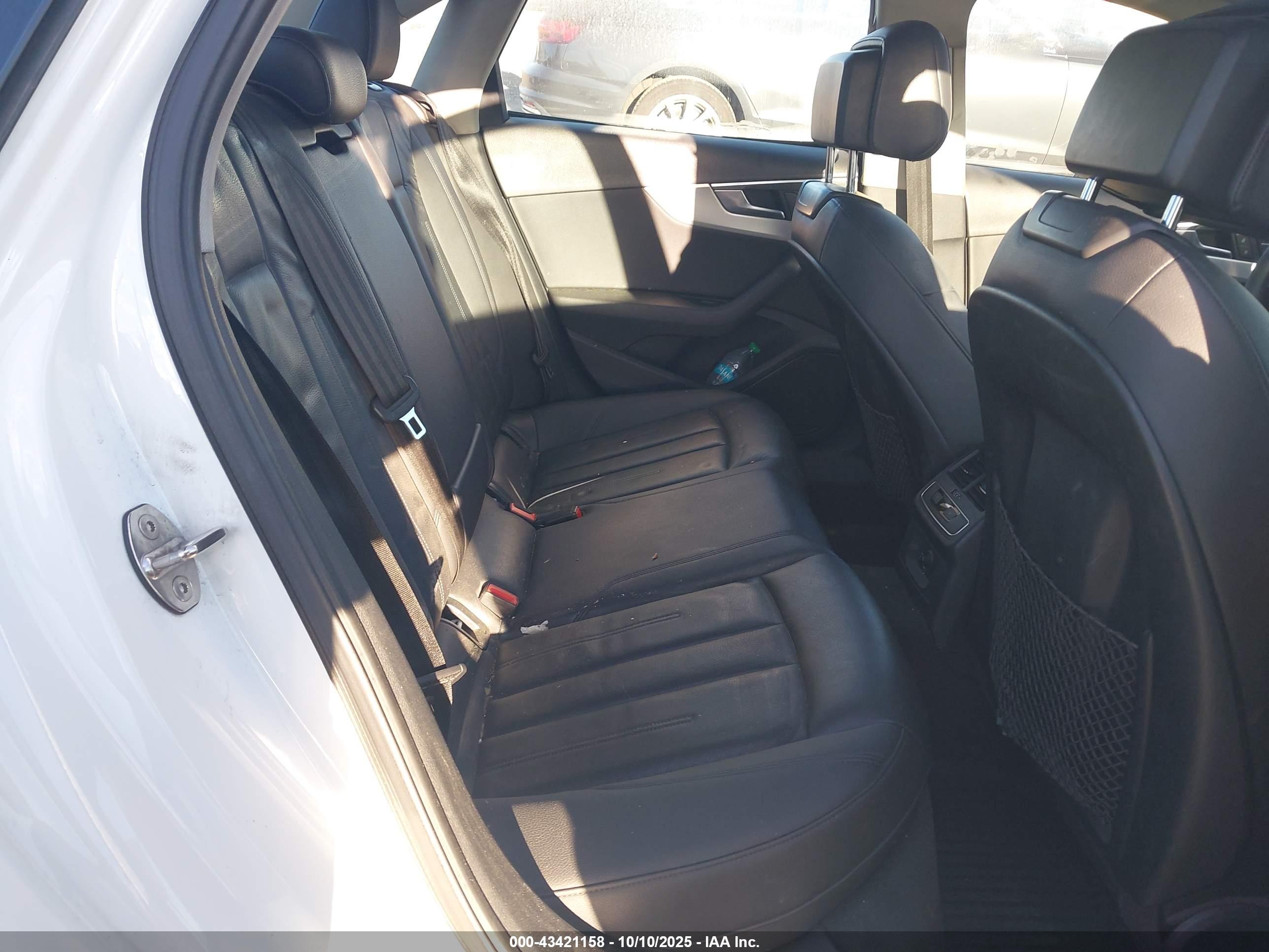 AUDI A4 image 8