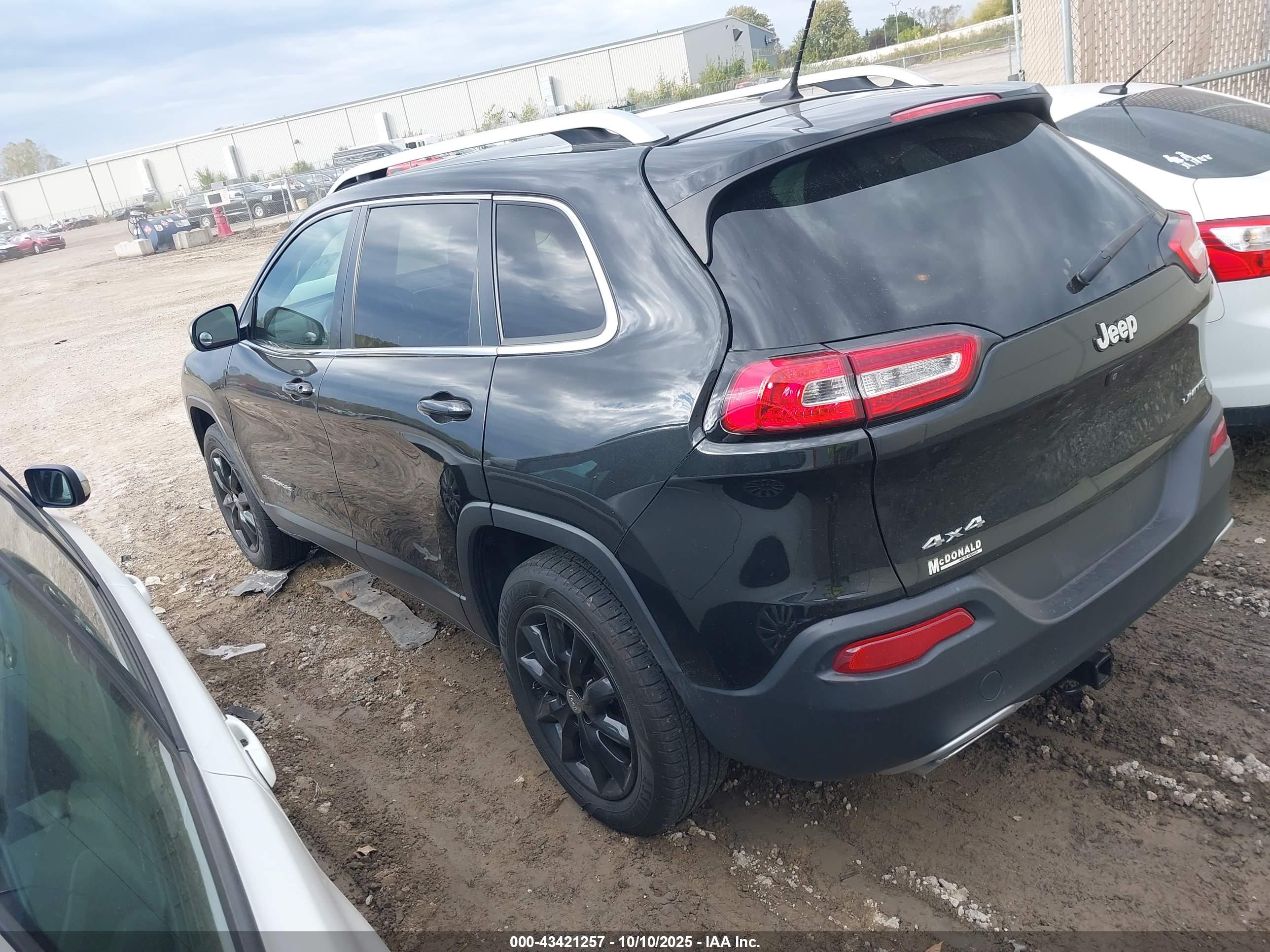 JEEP CHEROKEE image 3