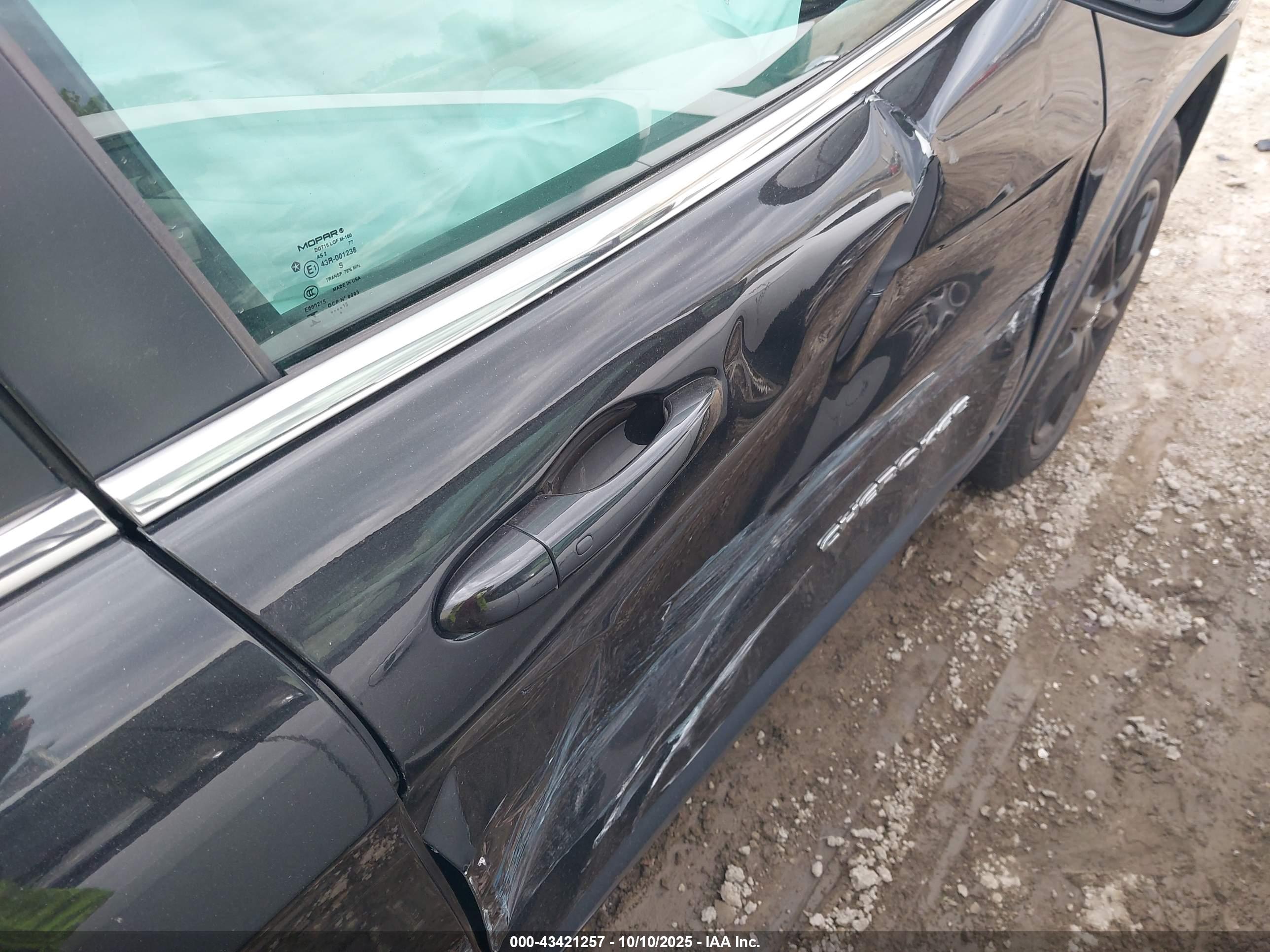 JEEP CHEROKEE image 5