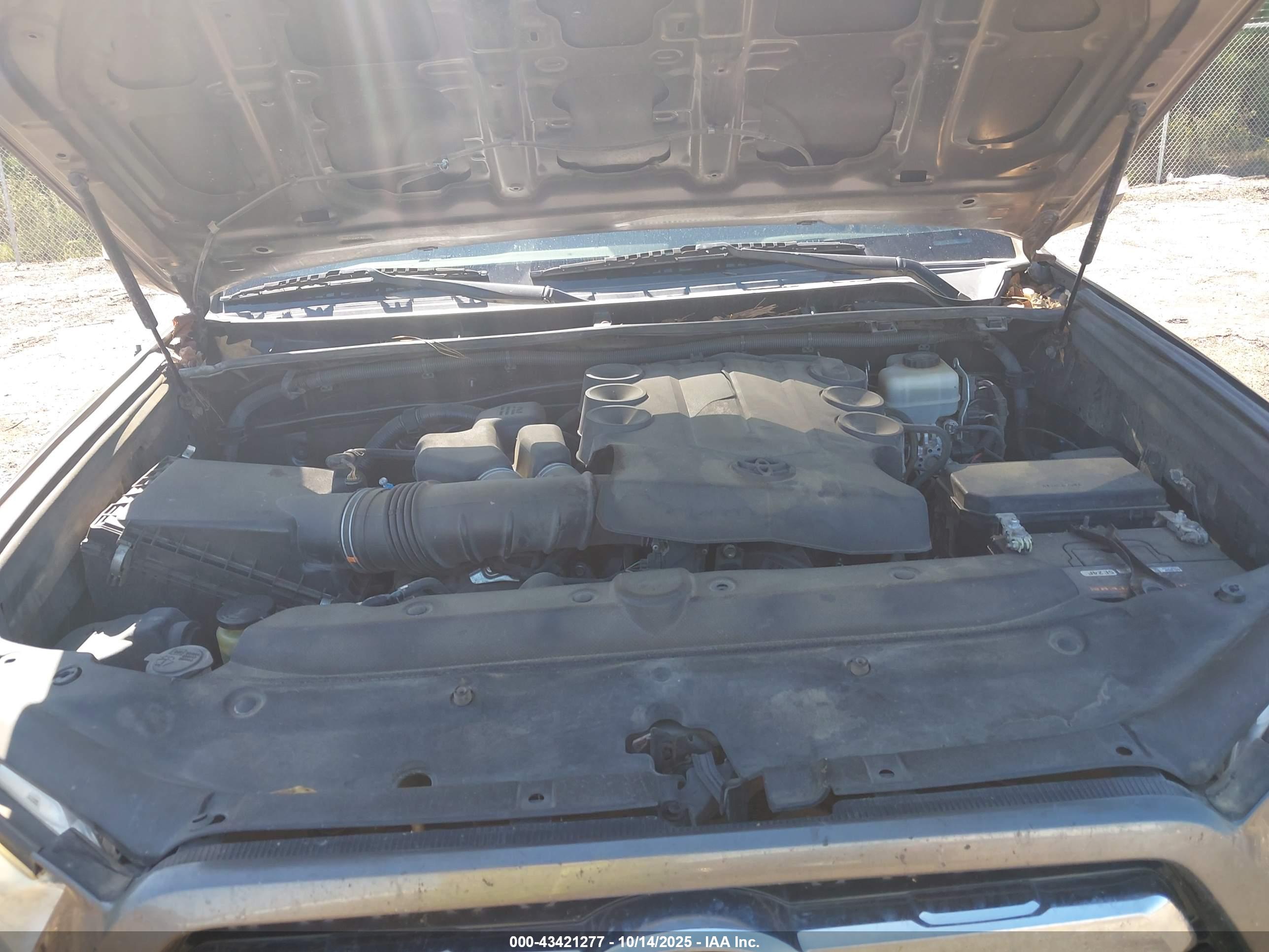 TOYOTA 4RUNNER image 10