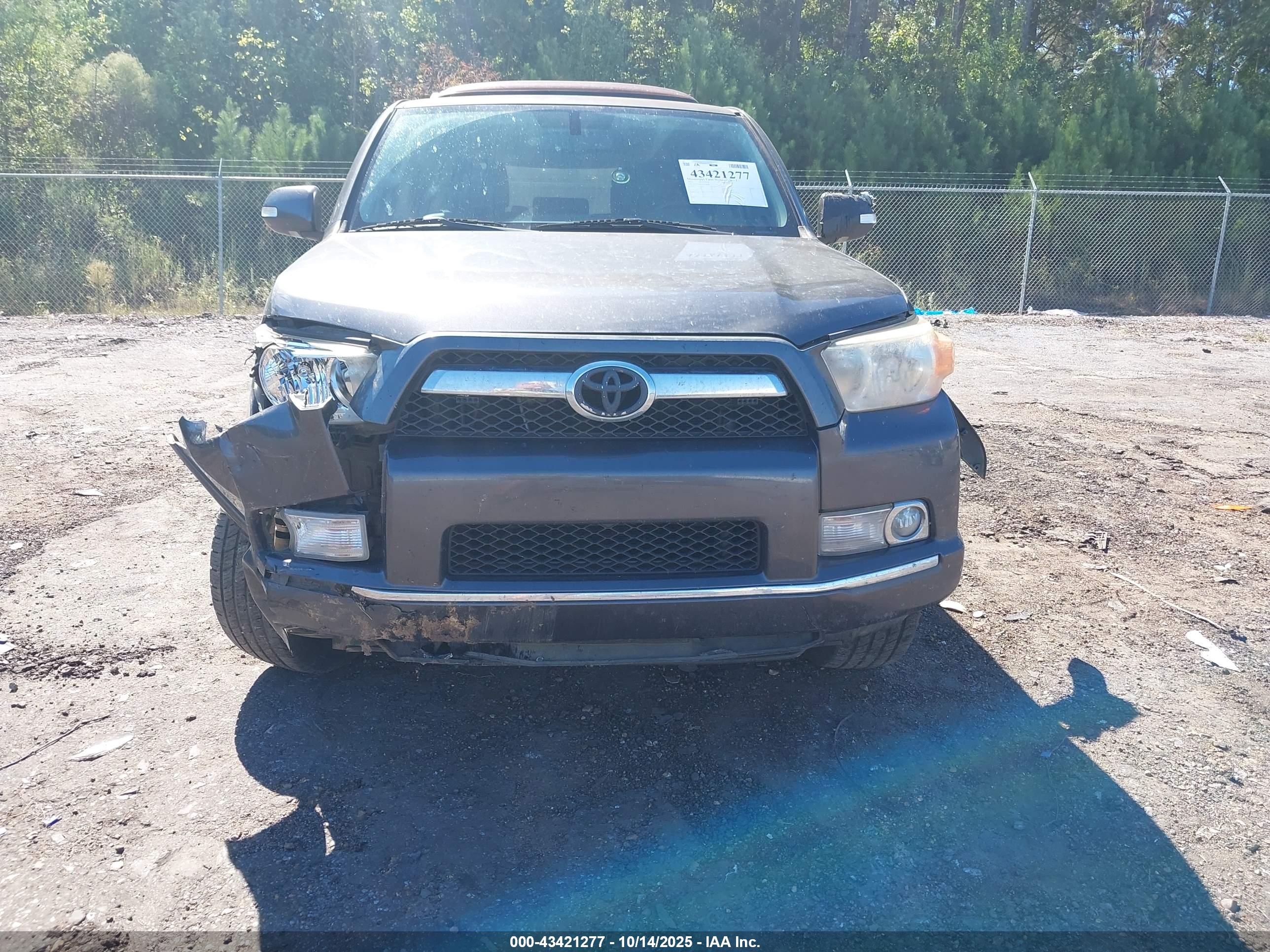 TOYOTA 4RUNNER image 6
