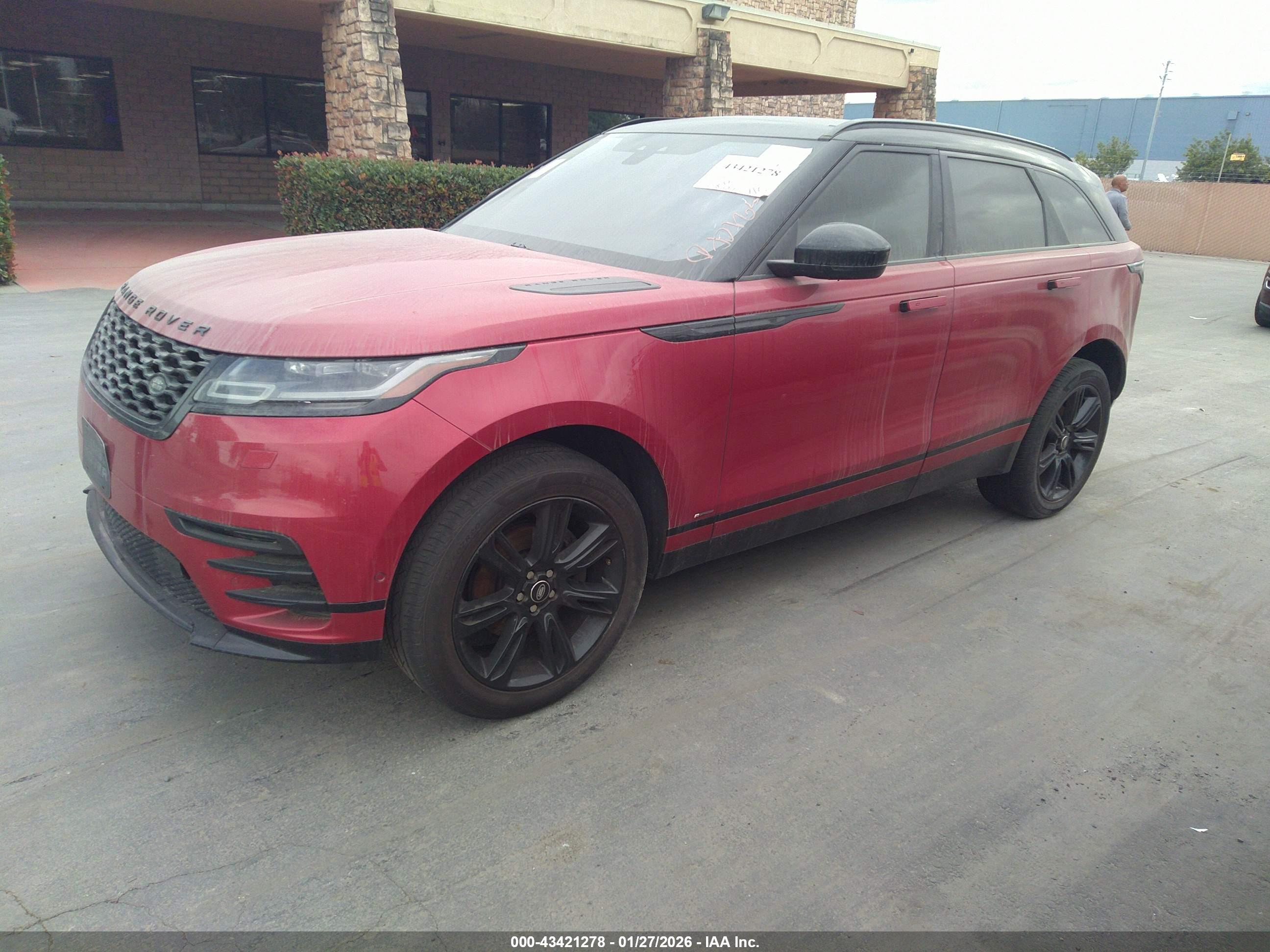 LAND ROVER image 2