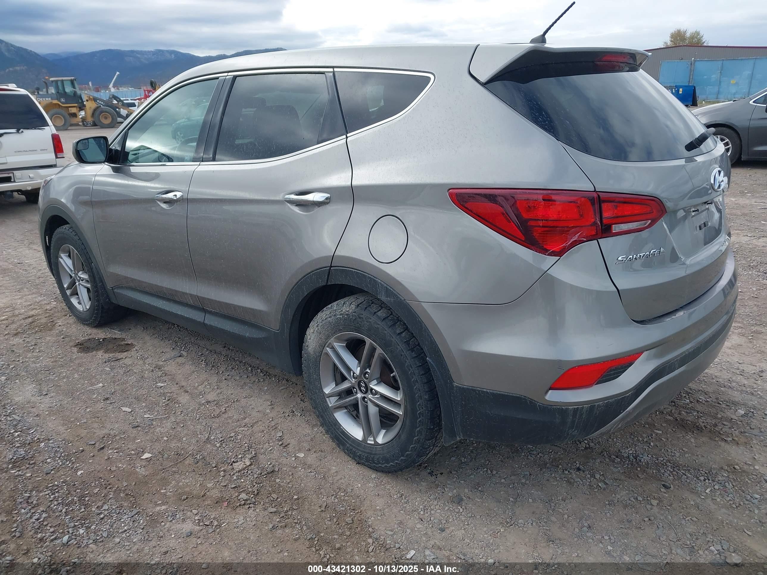 HYUNDAI SANTA image 3