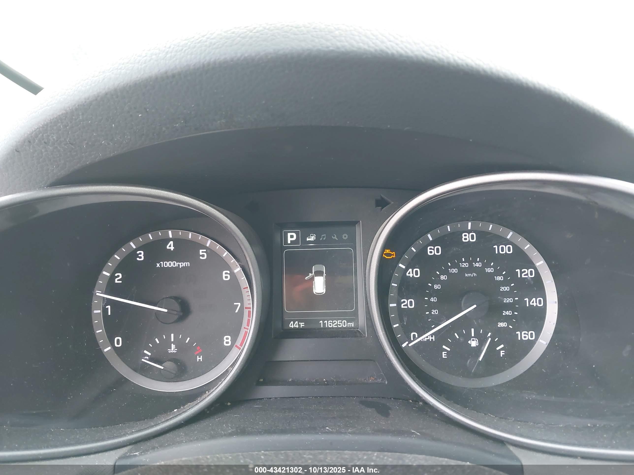 HYUNDAI SANTA image 7