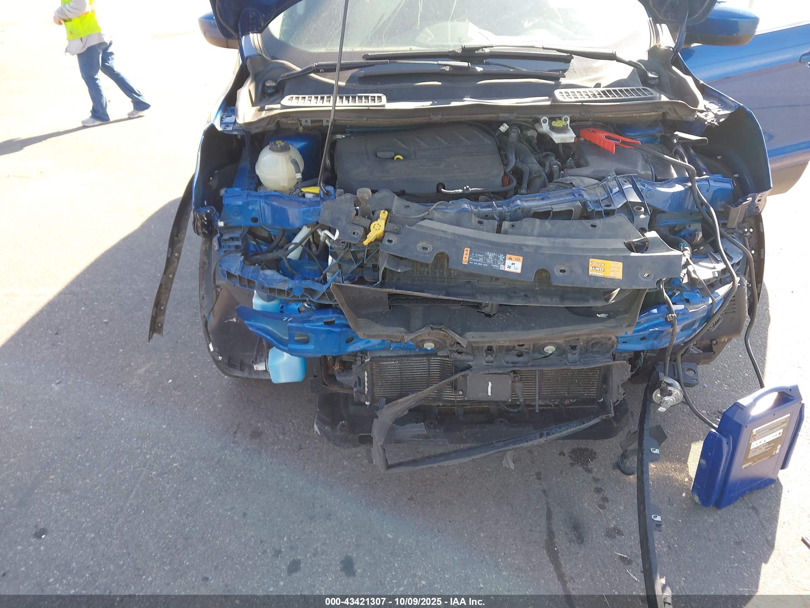 FORD ESCAPE image 6