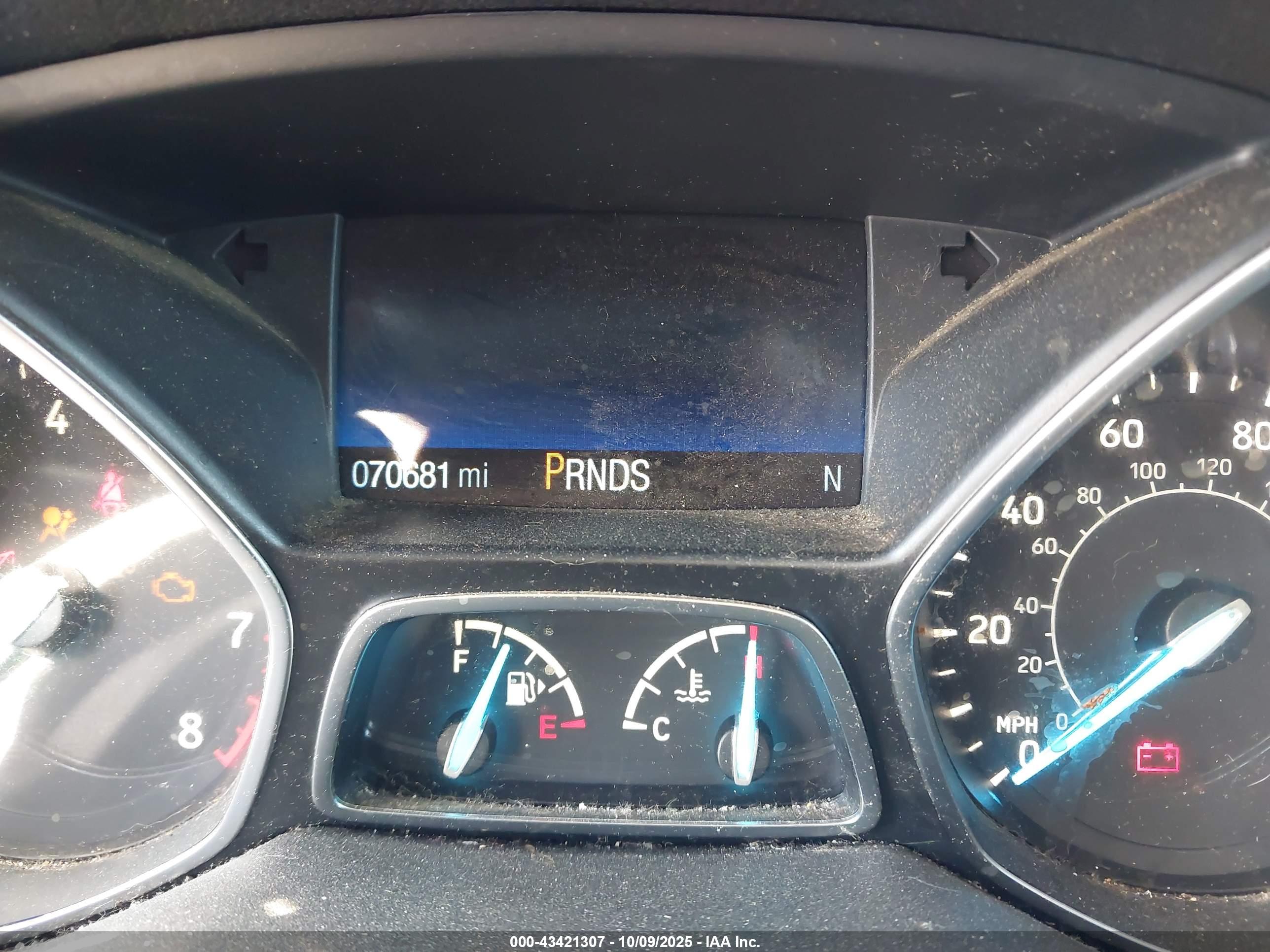 FORD ESCAPE image 7