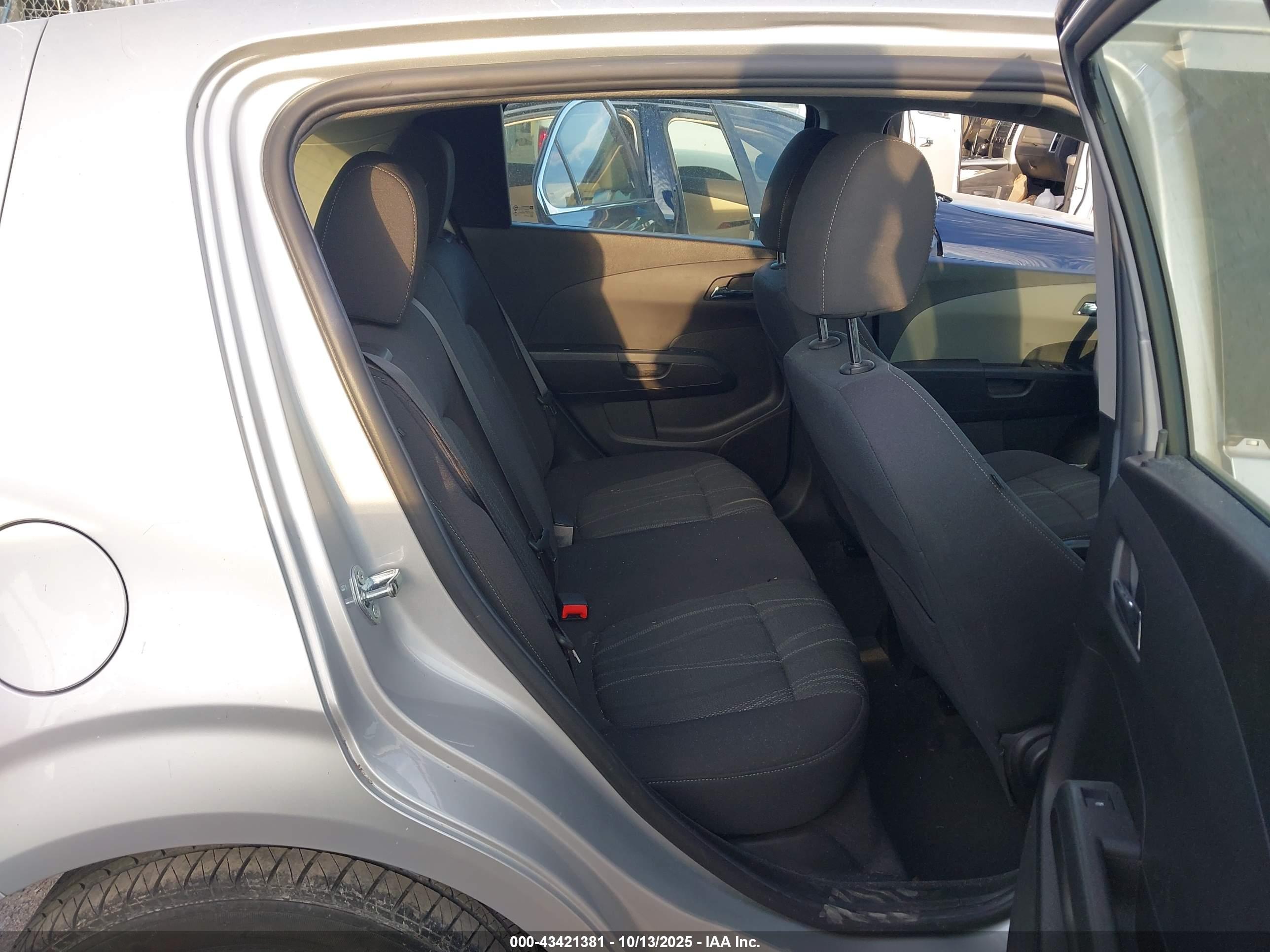 CHEVROLET SONIC image 8