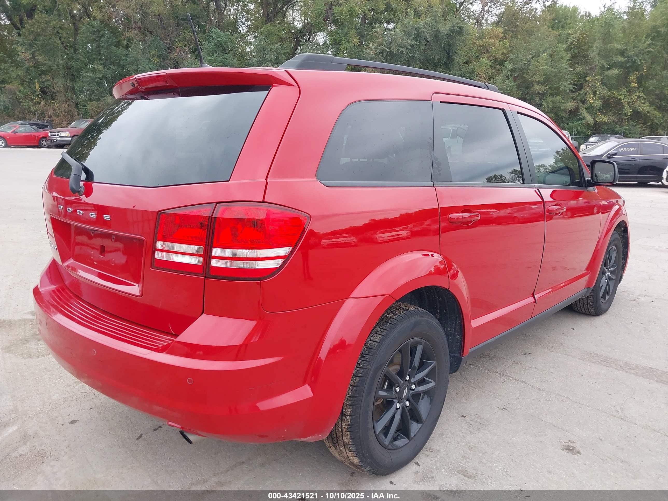 DODGE JOURNEY image 4