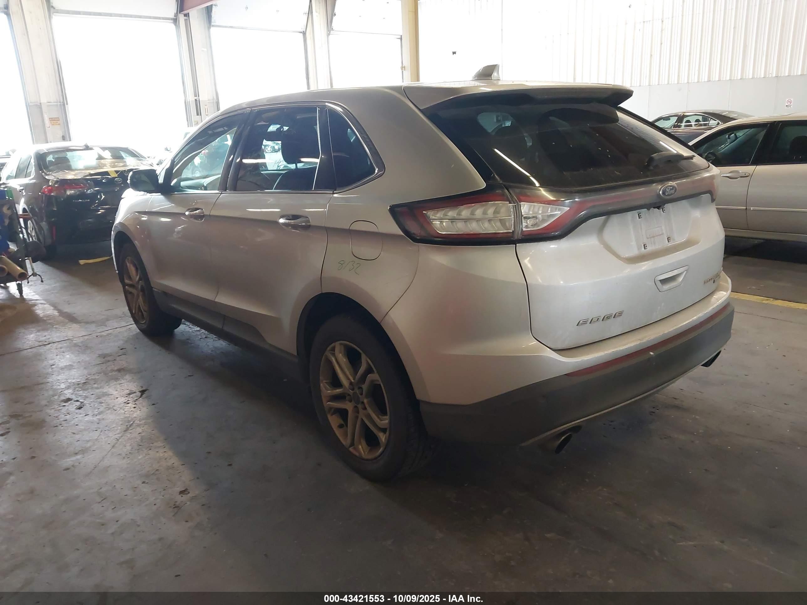 FORD EDGE image 3