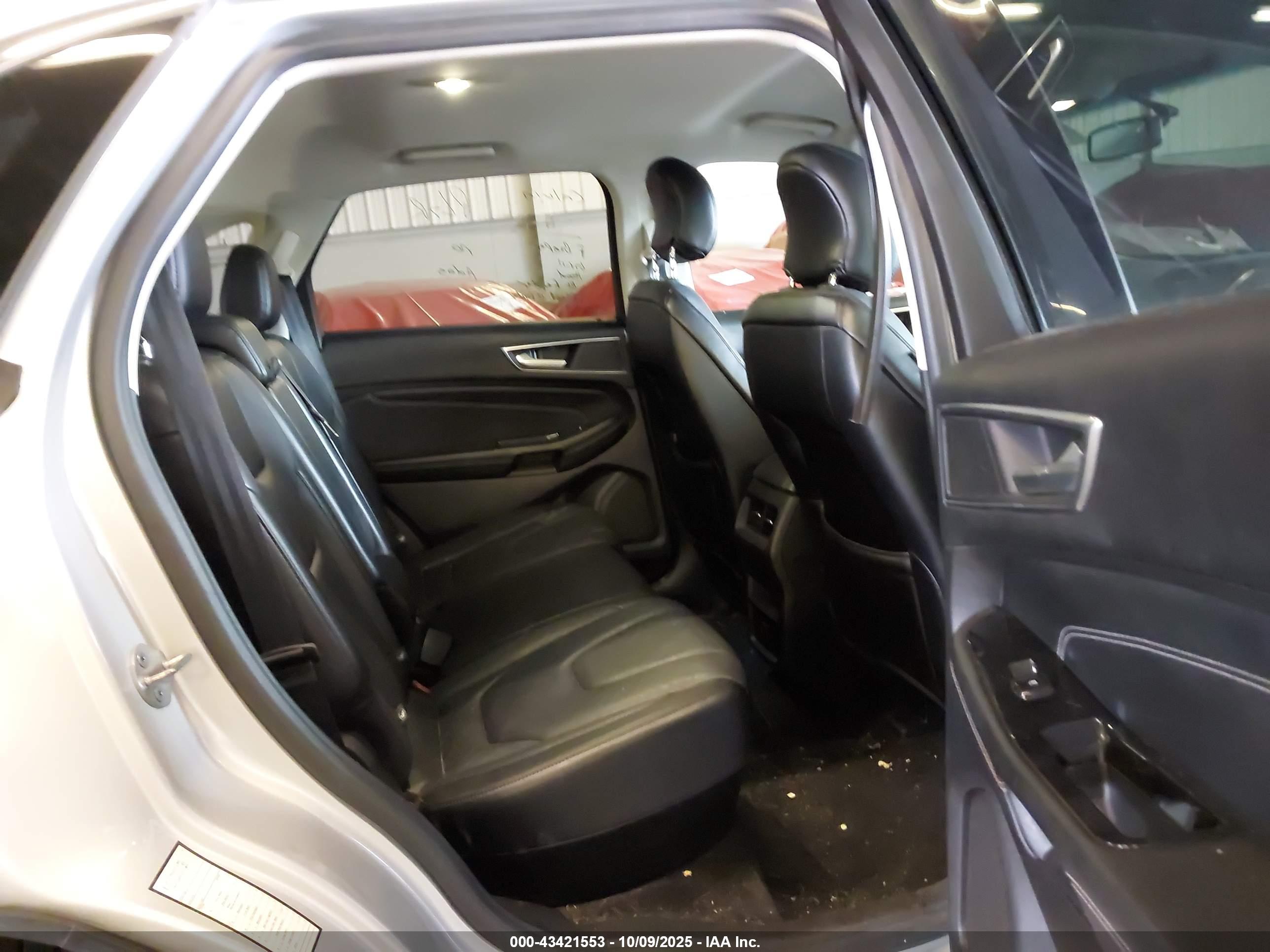 FORD EDGE image 8