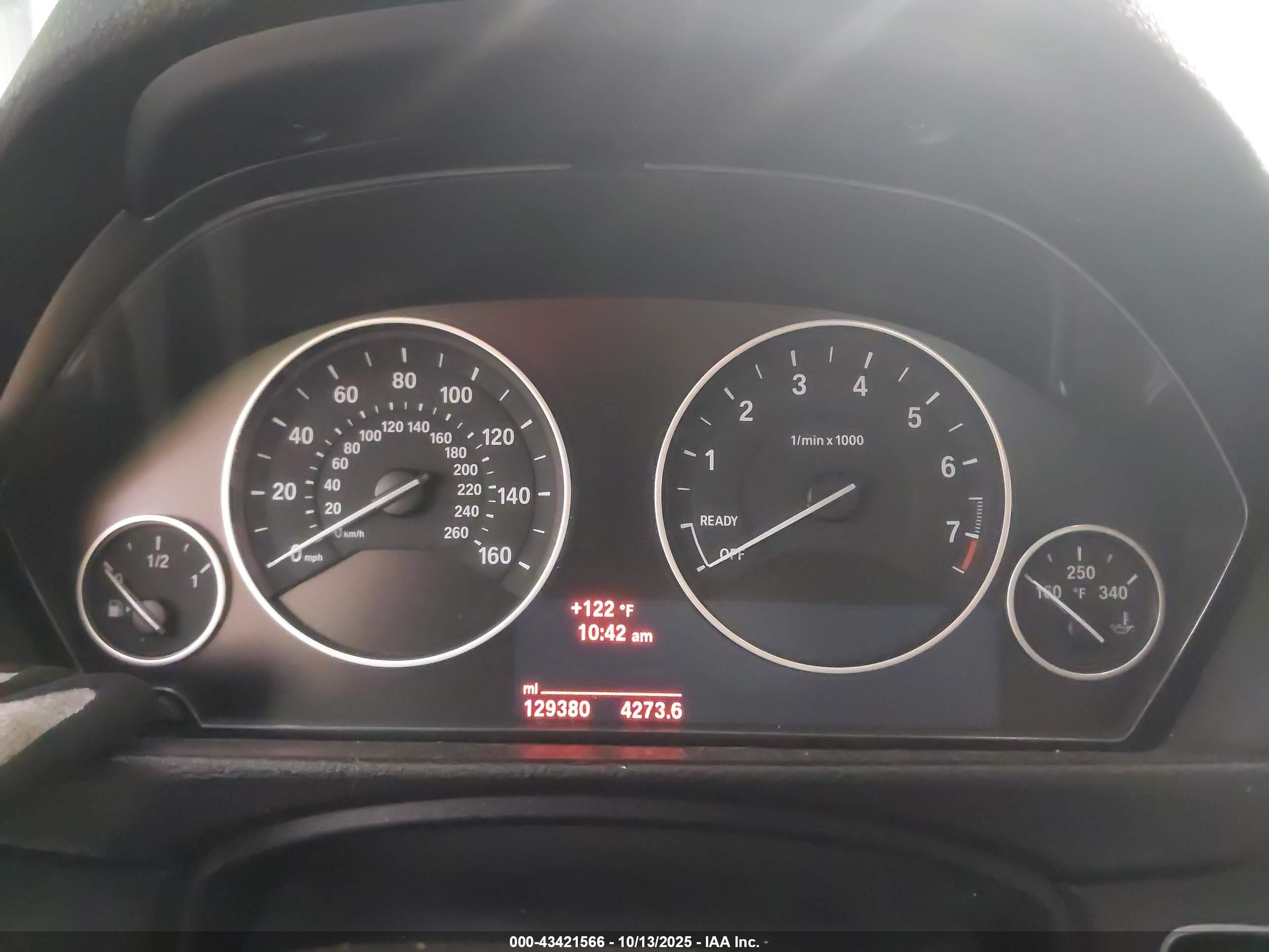 BMW 320I image 7