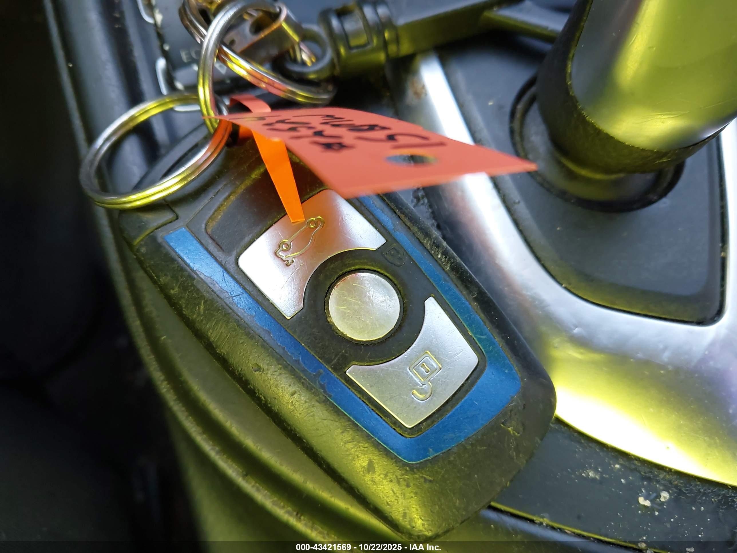 BMW 328I image 11