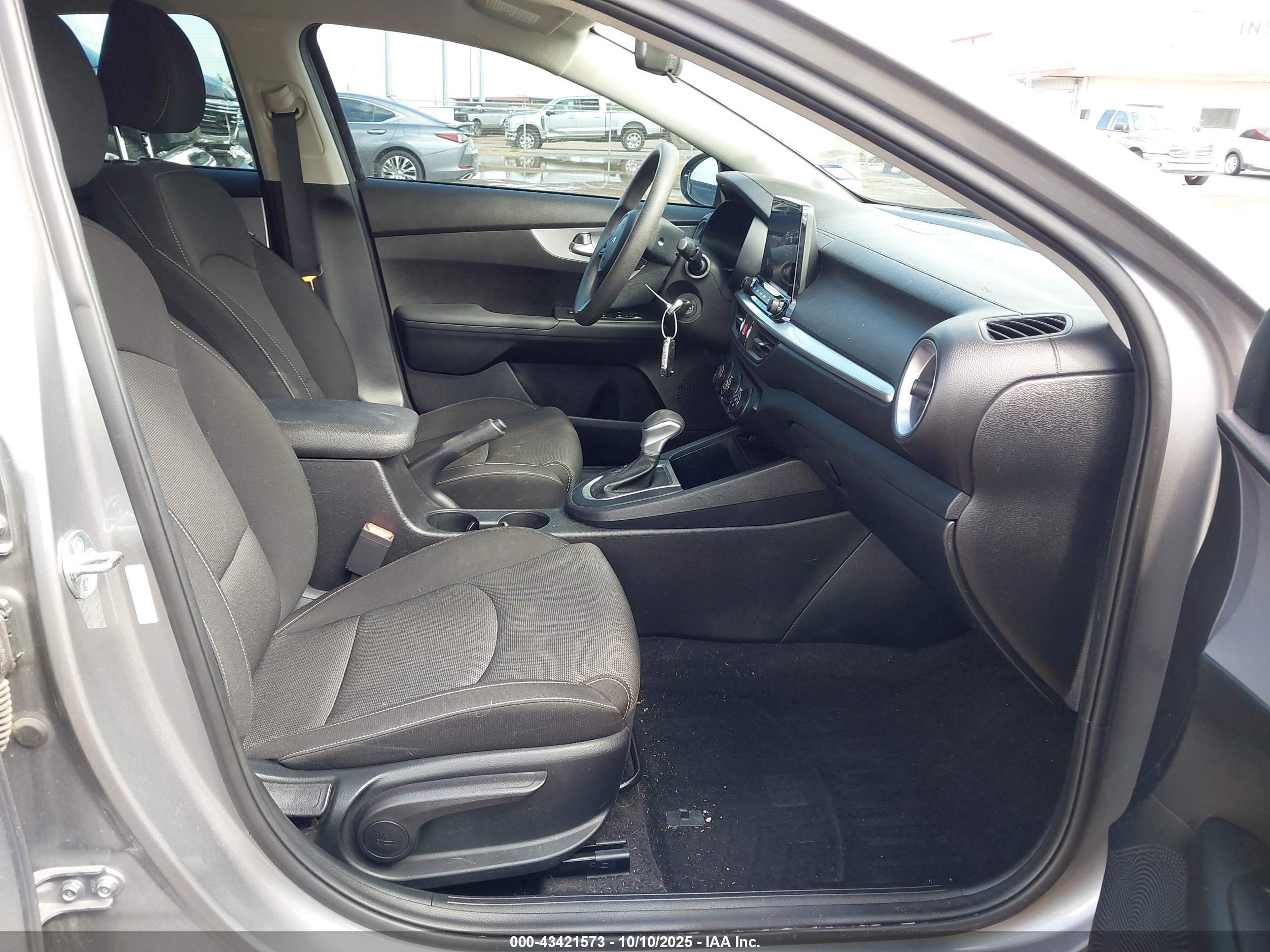 KIA FORTE image 5