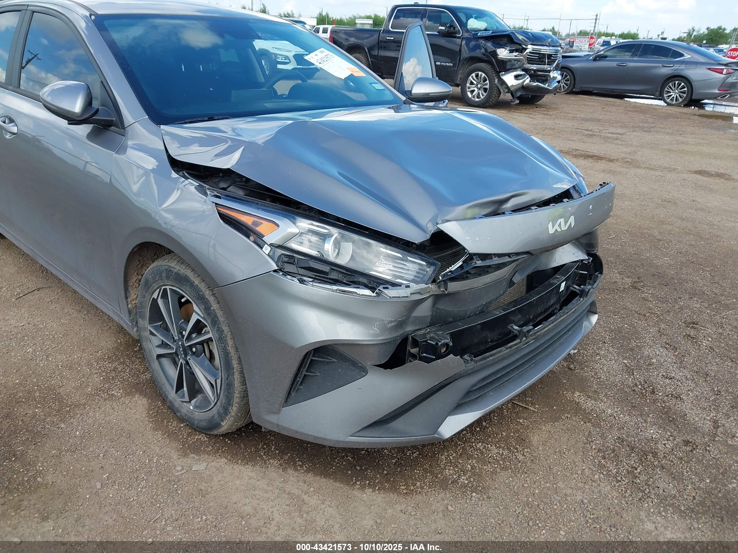 KIA FORTE image 6
