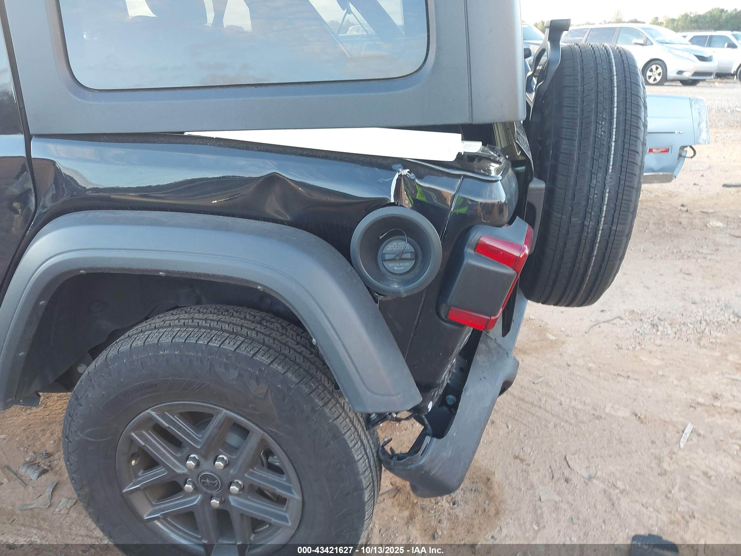 JEEP WRANGLER image 6