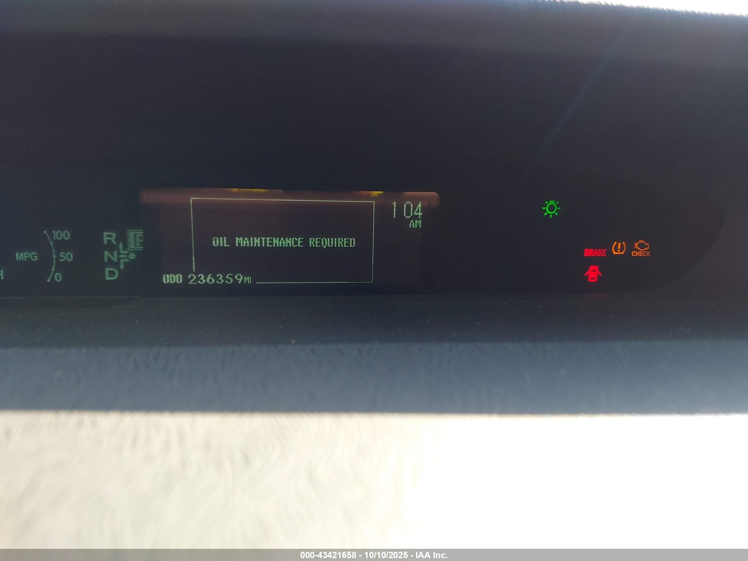 TOYOTA PRIUS image 7