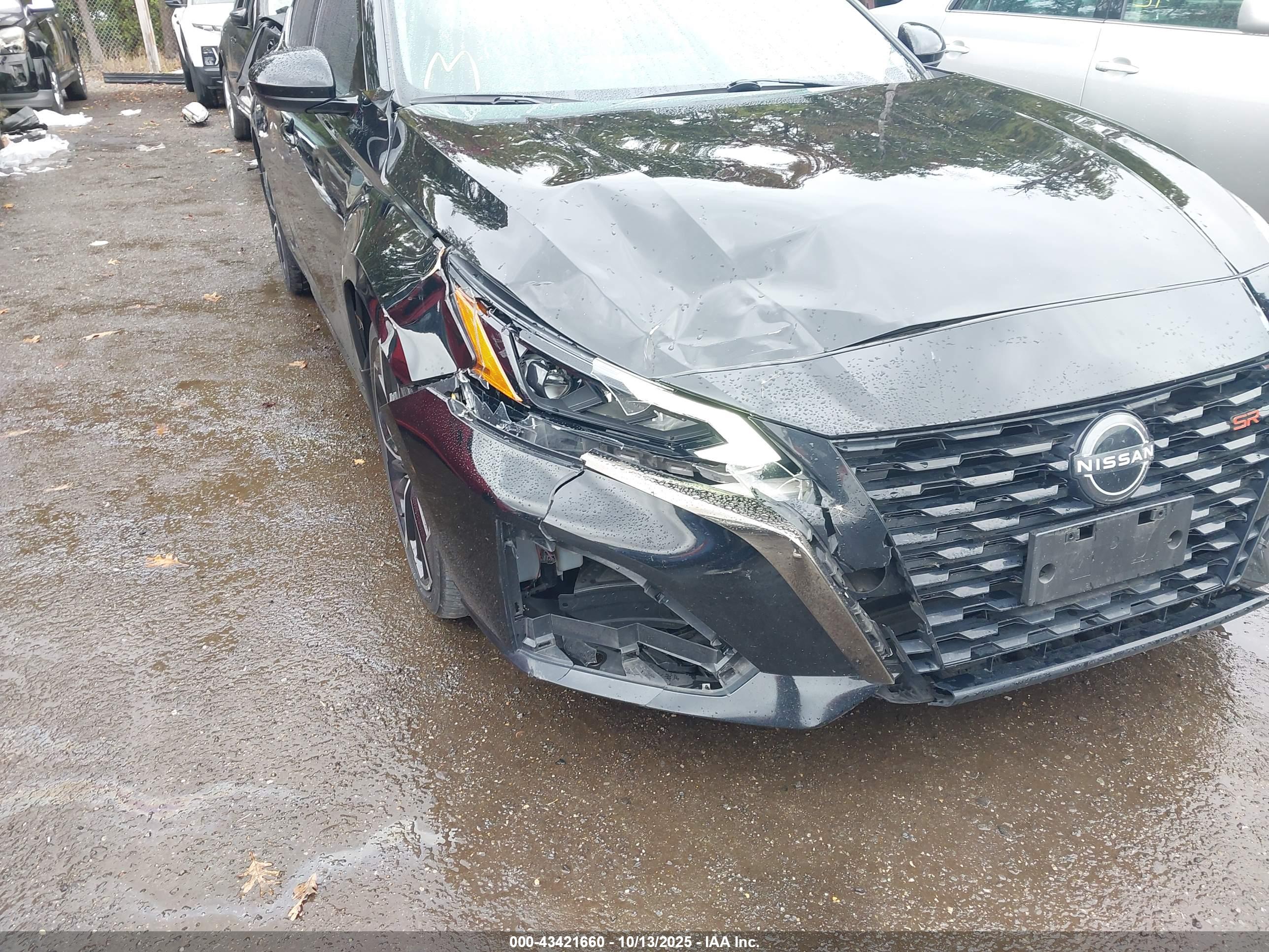 NISSAN ALTIMA image 6