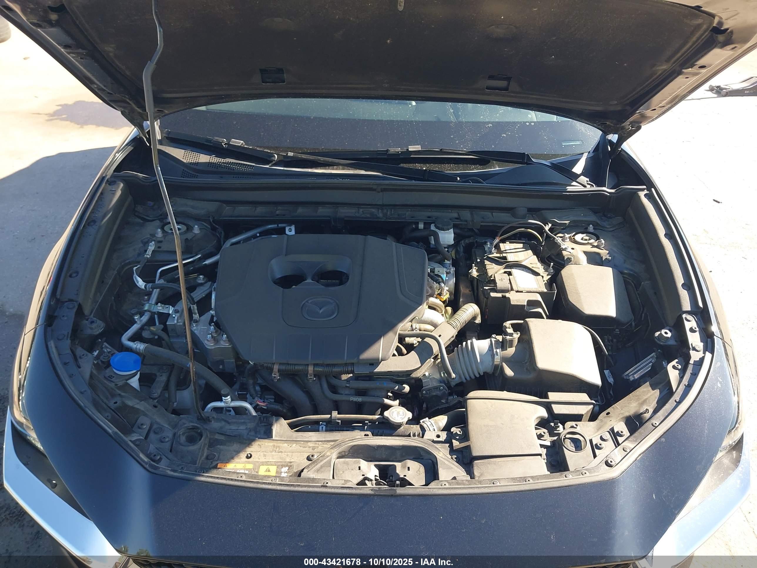 MAZDA CX-30 image 10