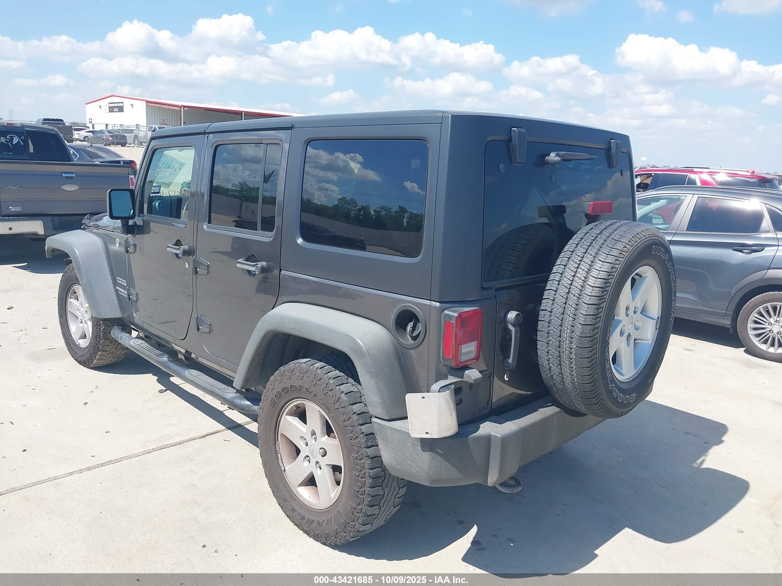 JEEP WRANGLER image 3