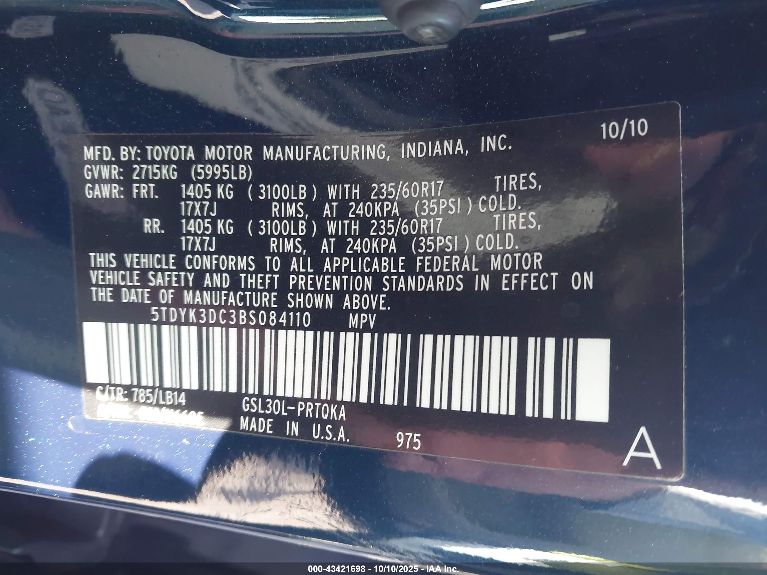 TOYOTA SIENNA image 9