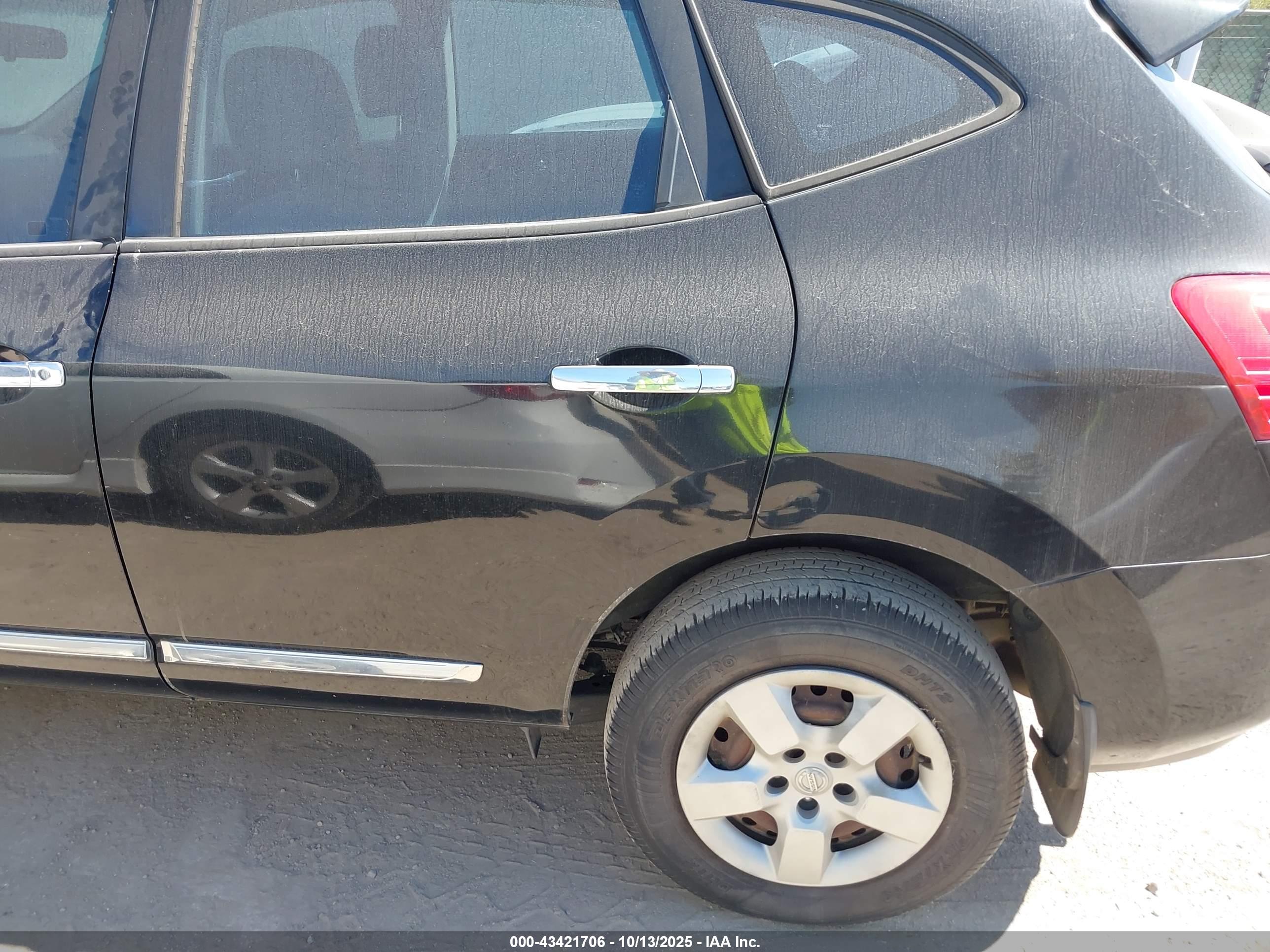 NISSAN ROGUE image 6