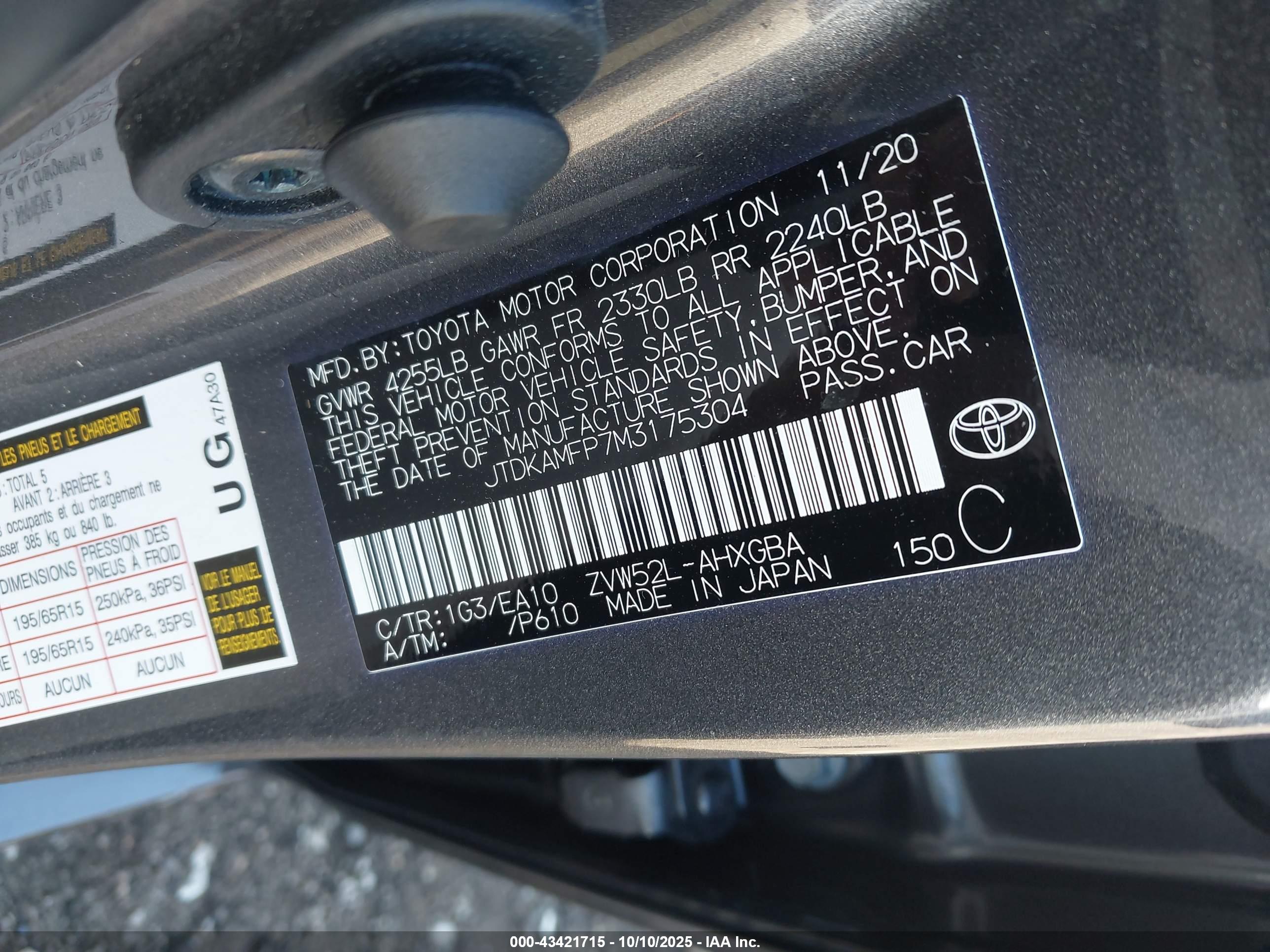 TOYOTA PRIUS image 9