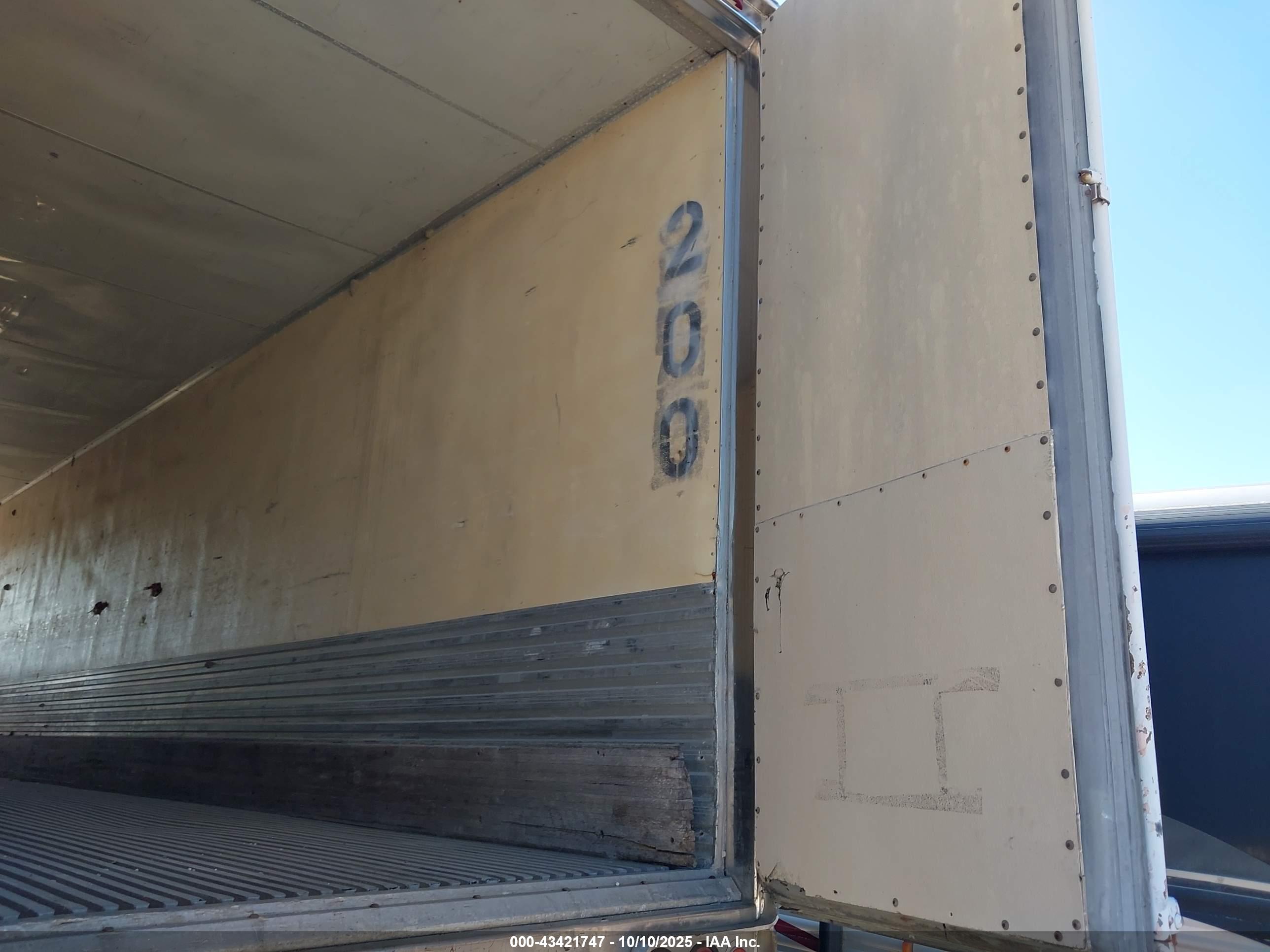 UTILITY TRAILER image 8