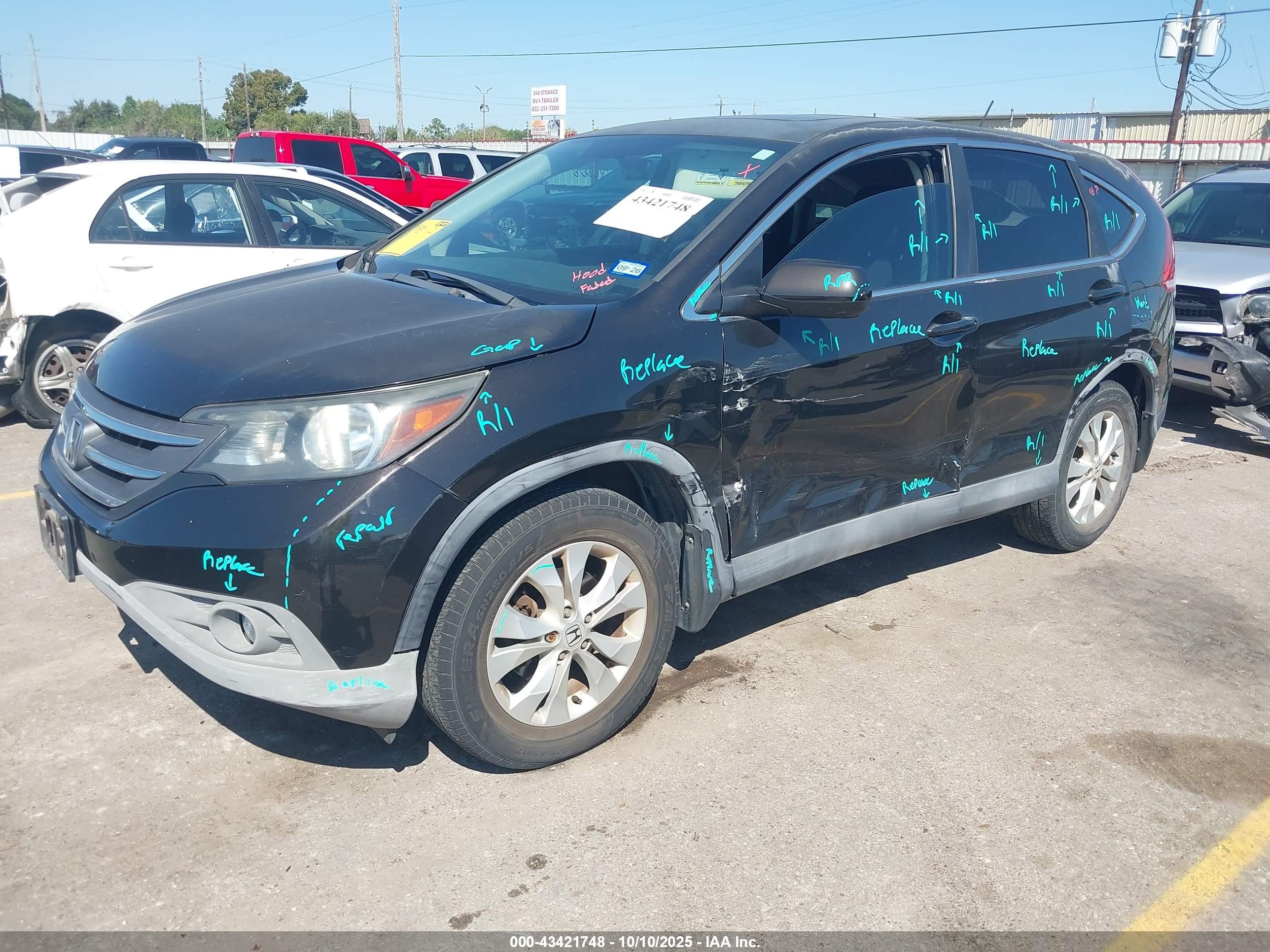 HONDA CR-V image 2
