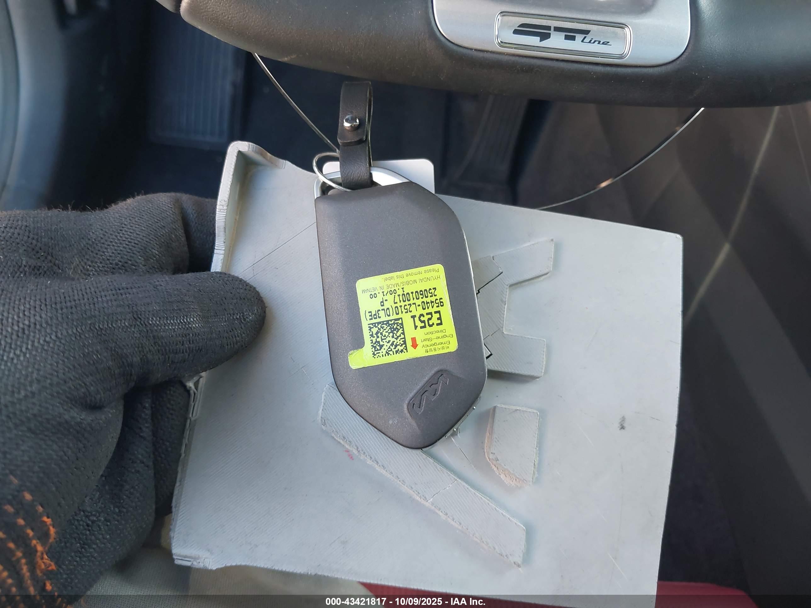 KIA K5 image 11