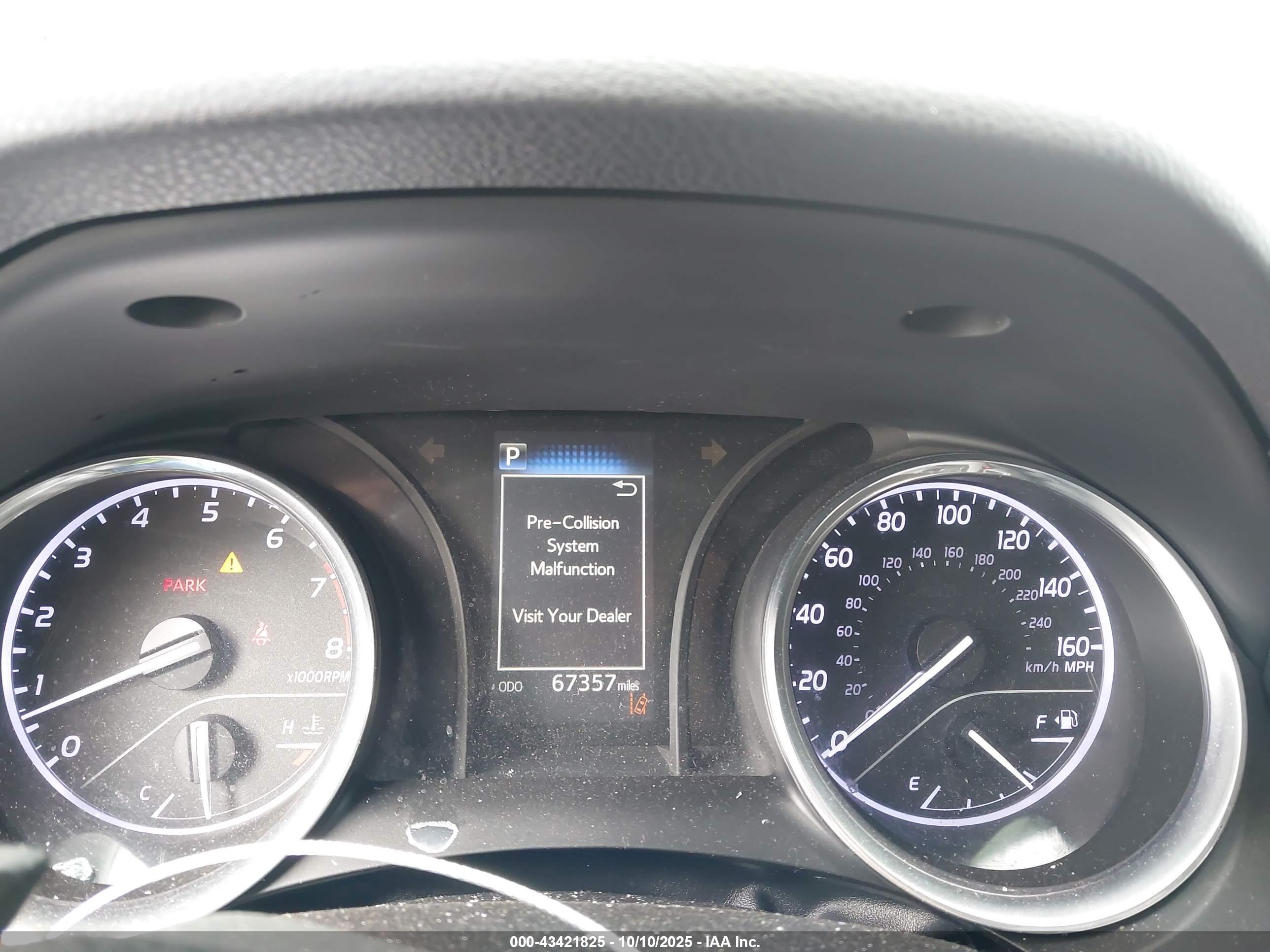 TOYOTA CAMRY image 7