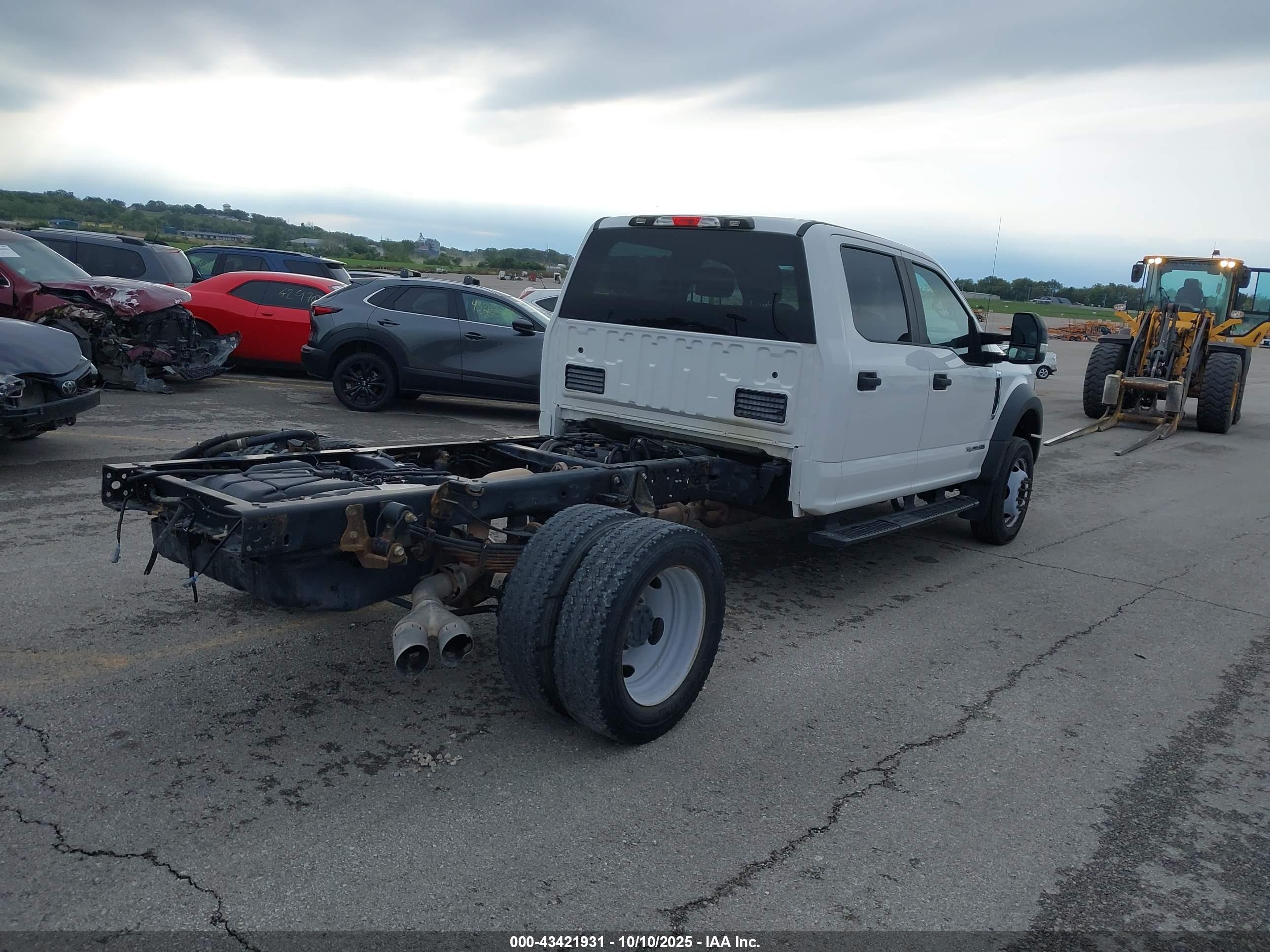 FORD F-550 image 4