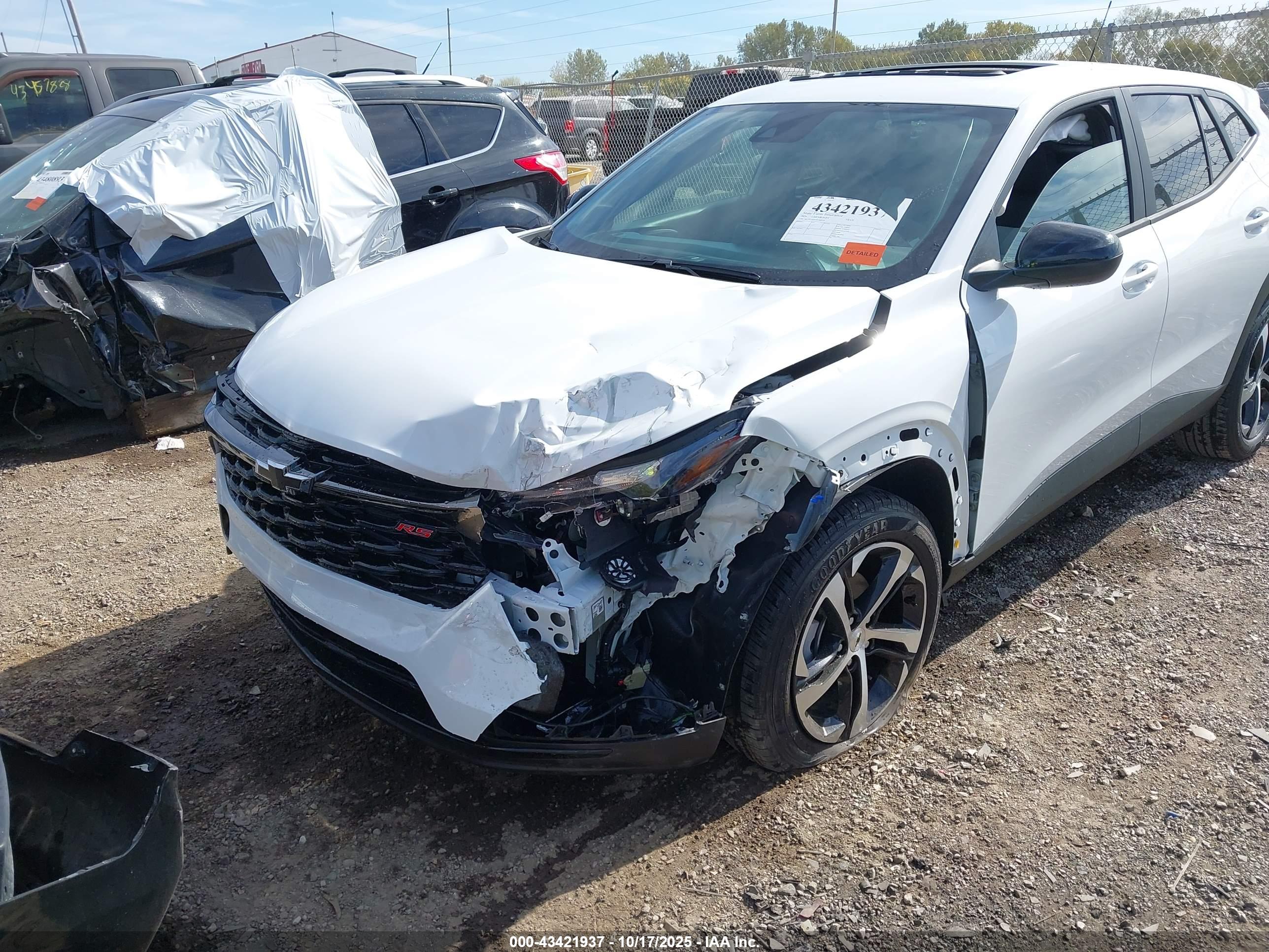 CHEVROLET TRAX image 6