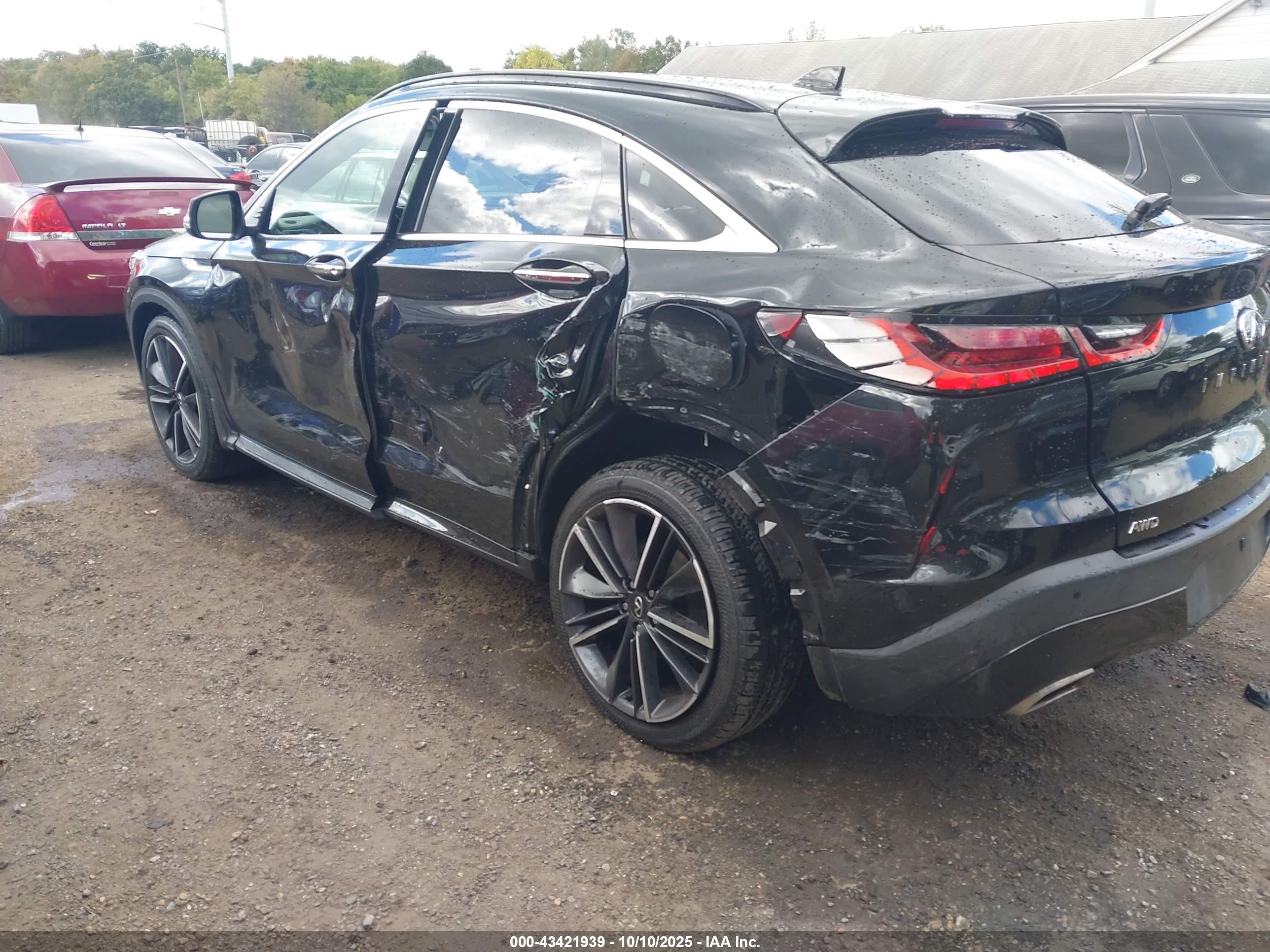 INFINITI QX55 image 6