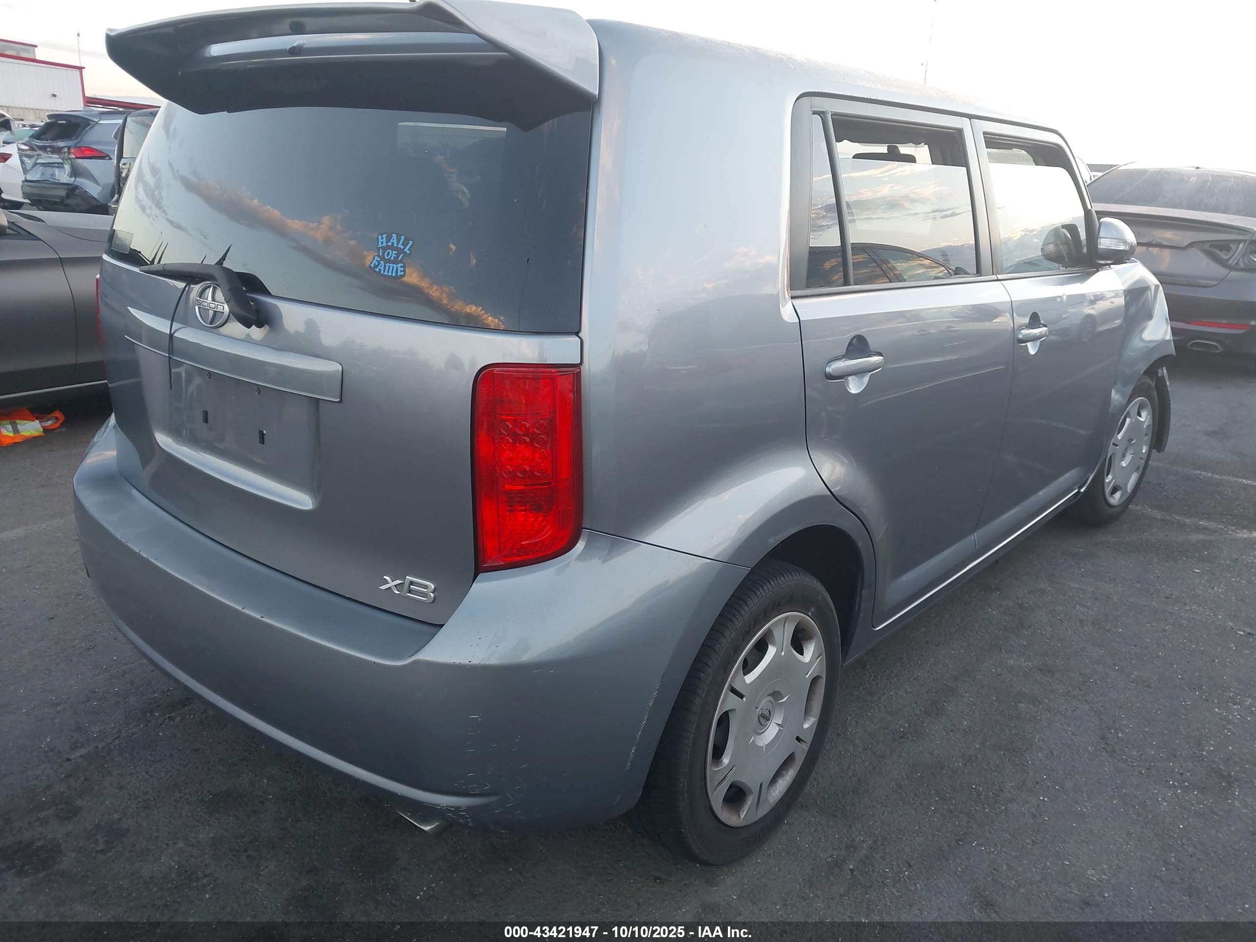 SCION XB image 4