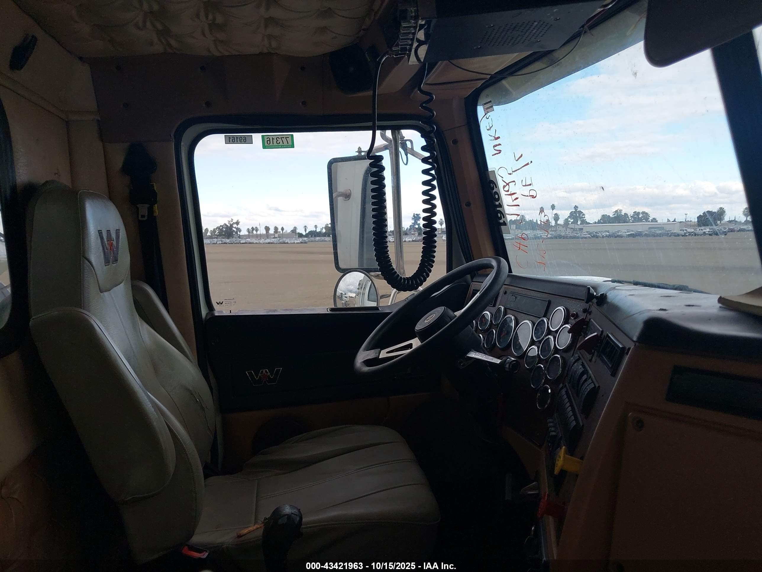WESTERN STAR image 8