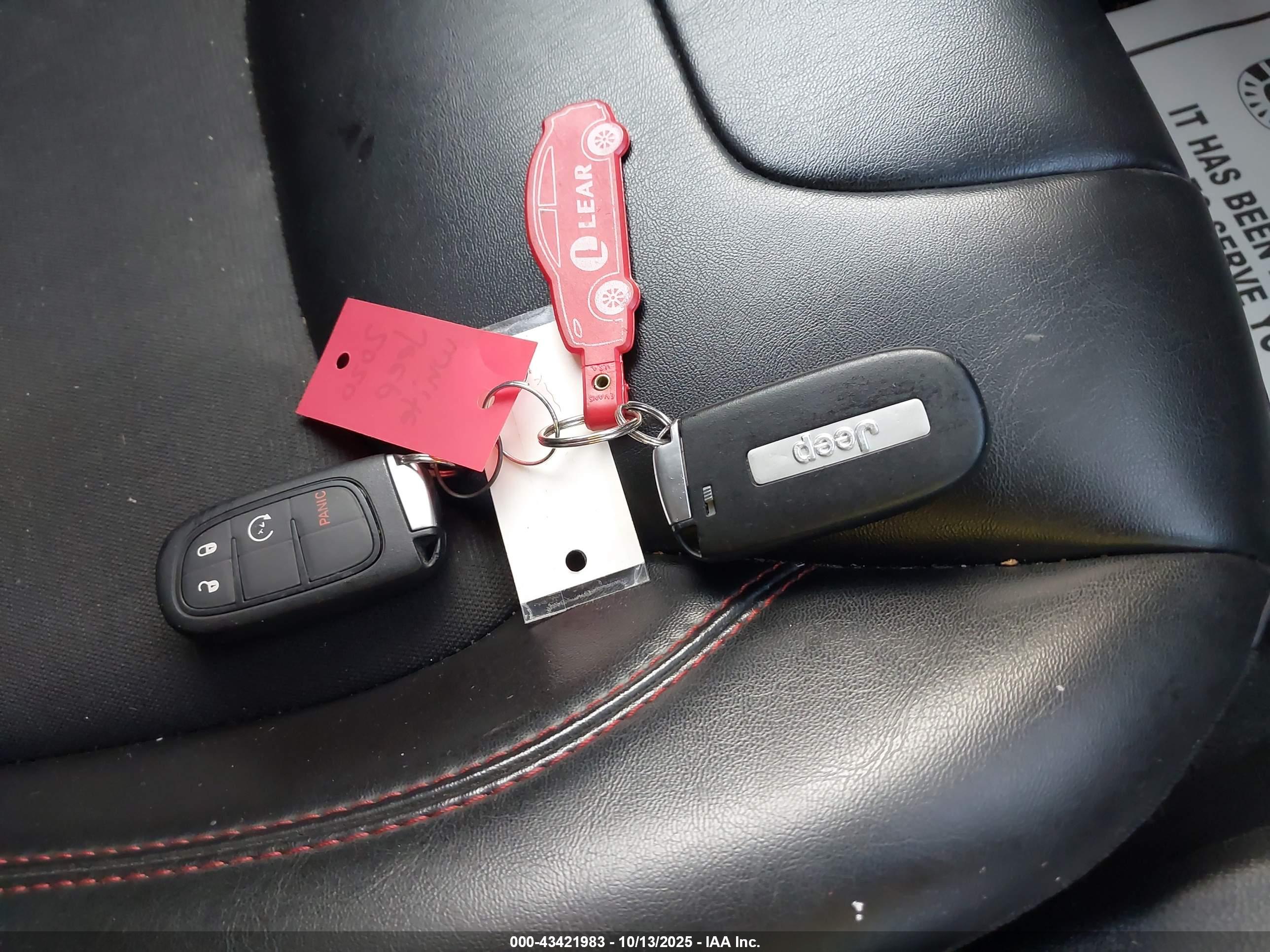 JEEP CHEROKEE image 11